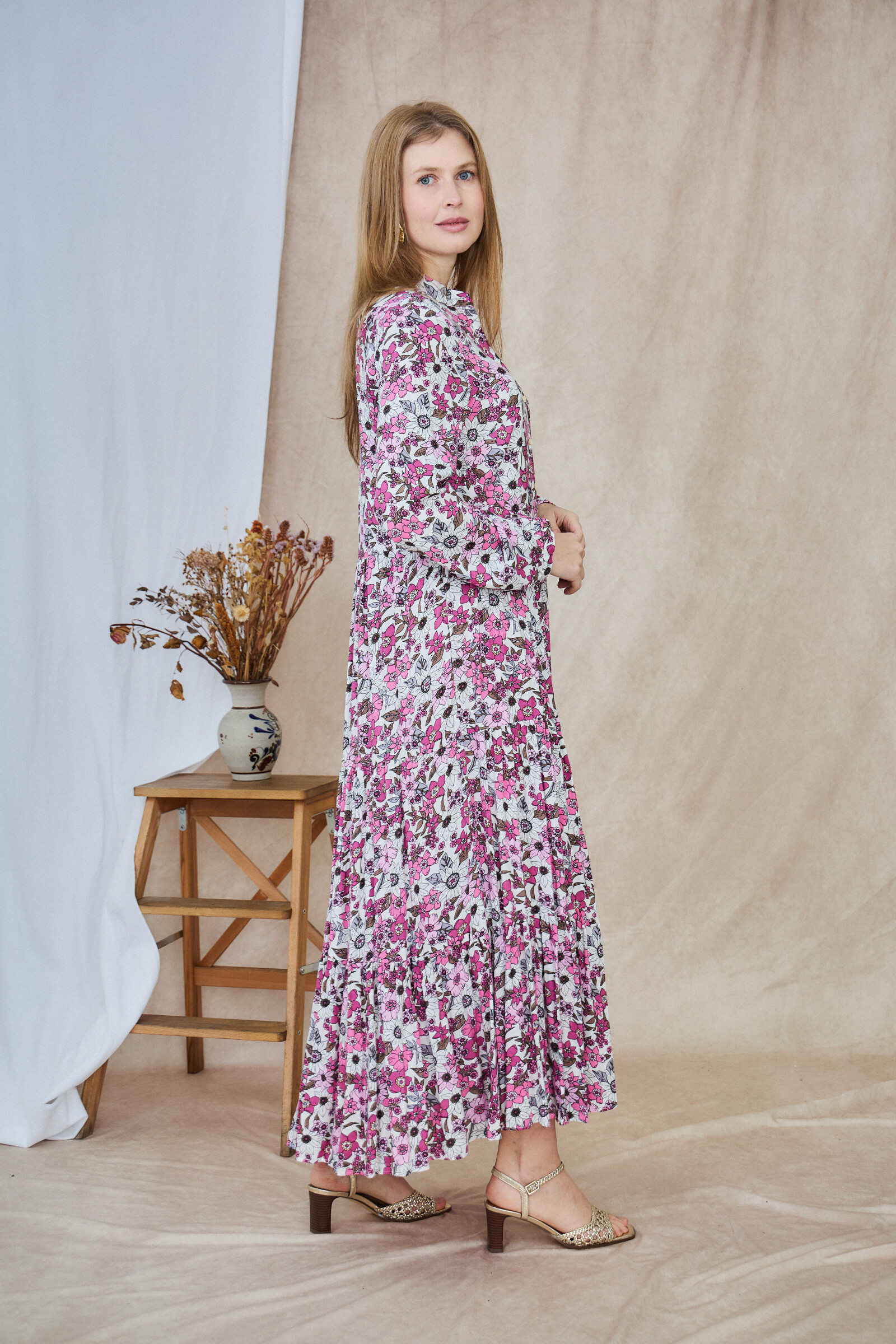Vestido largo estilo camisero estampado, corte holgado y frunces - Púrpura - 4 - formato grande