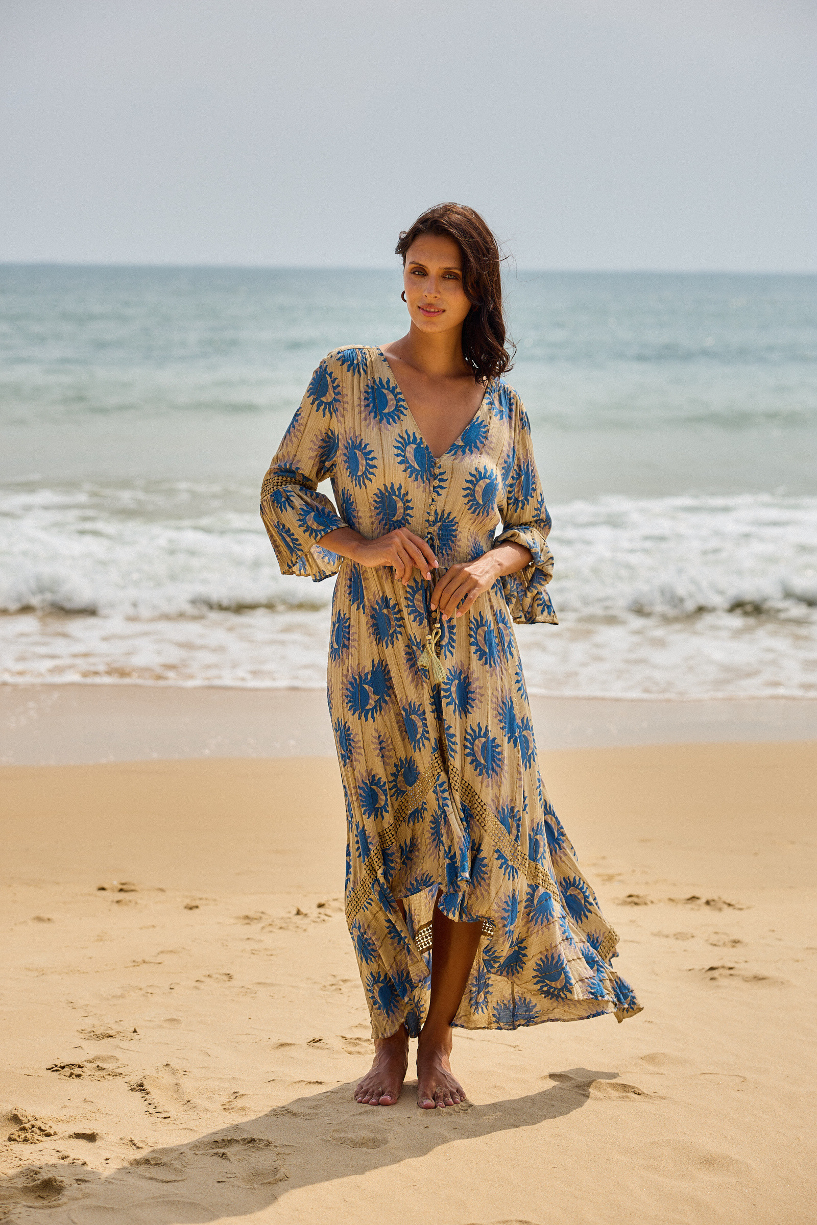 Grossiste Last Queen - Robe longue symétrique  à imprimé corail  avec Lurex, détail ajouré