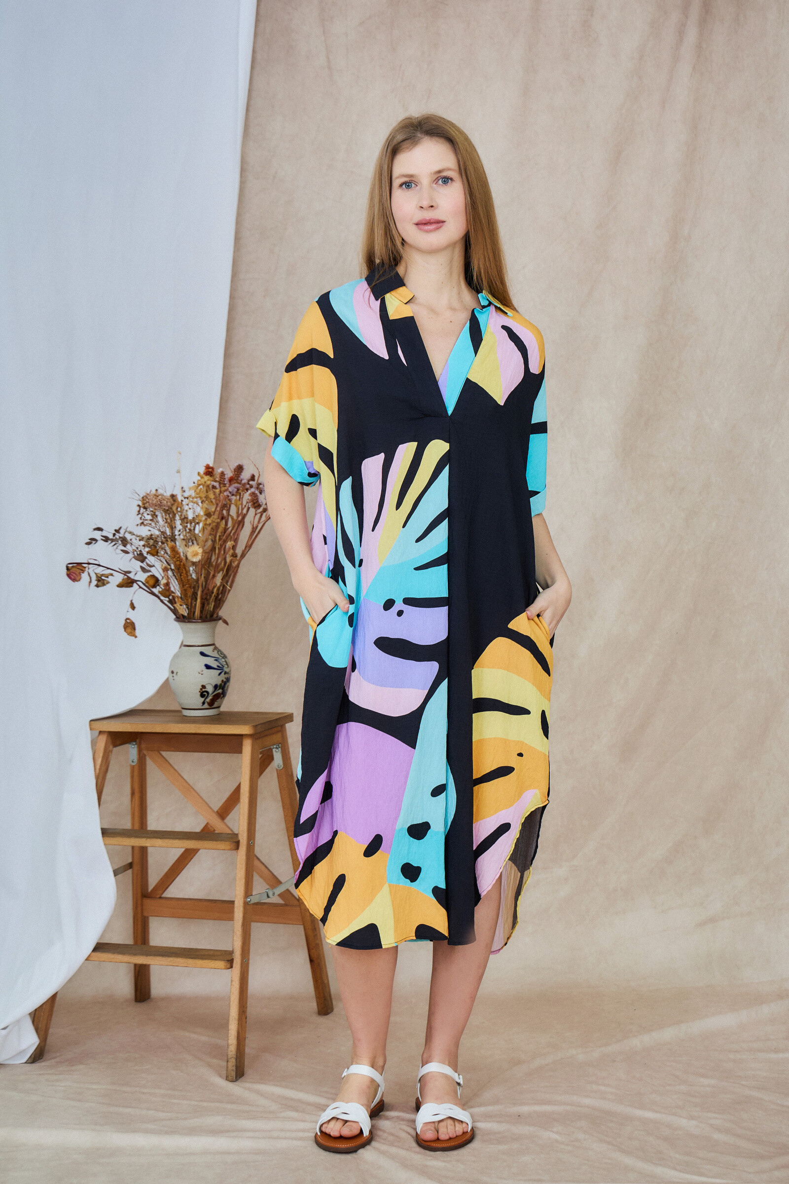 Grossiste Last Queen - Robe chemise à imprimé, coupe évasée avec col chemise avec poches invisibles
