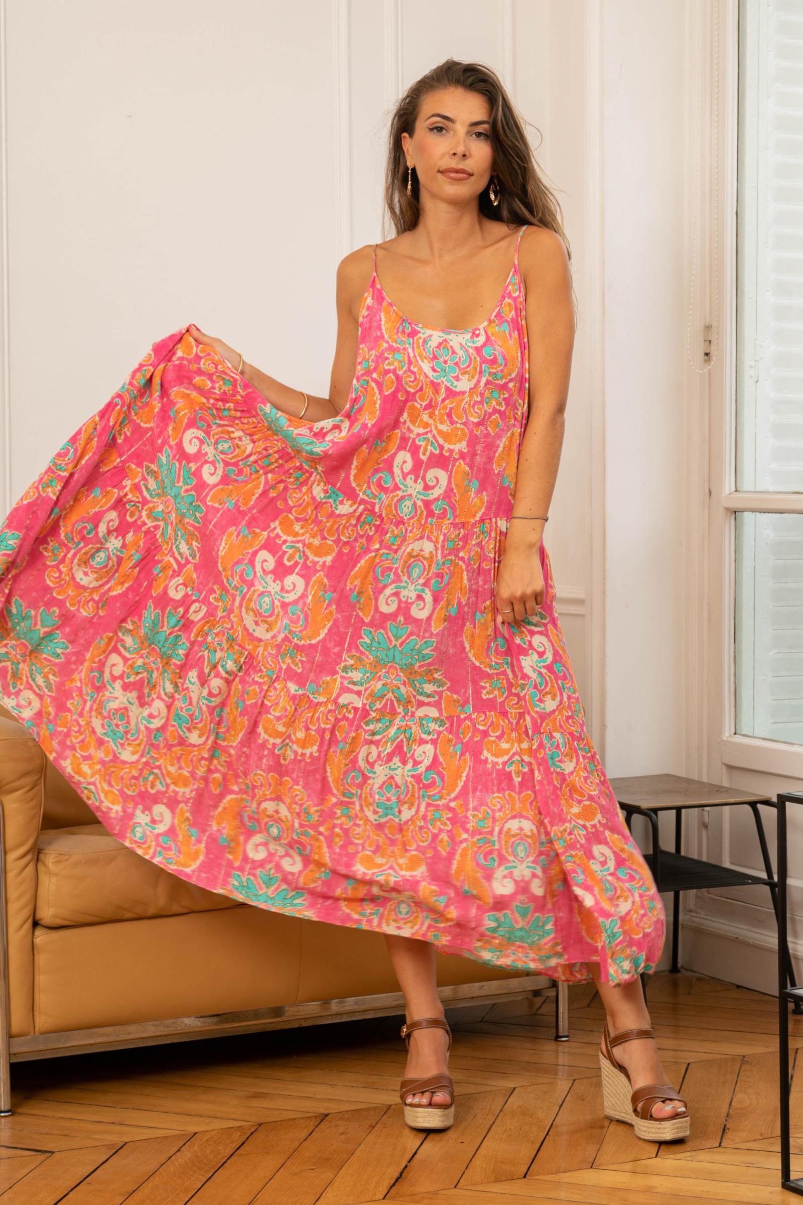 Grossiste Last Queen - Robe longue délavé  à fine bretelles , imprimé avev Lurex , coupe évasée