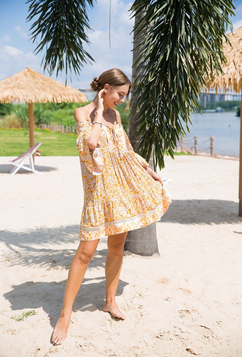 Mayorista LAST QUEEN OUTLET - Vestido túnica con tirantes finos estampado bohemio