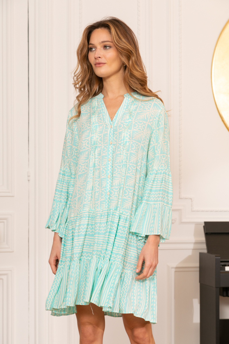 Grossiste Last Queen - Robe mi-longue à imprimé , boutonnée devant avec fronces