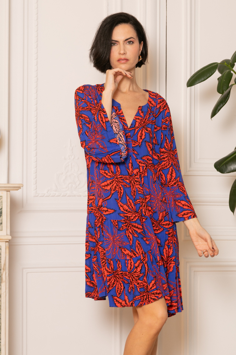 Grossiste LAST QUEEN OUTLET - Robe mi-longue à  imprimé fleurie  manches 3/4, coupe évasée à fronces