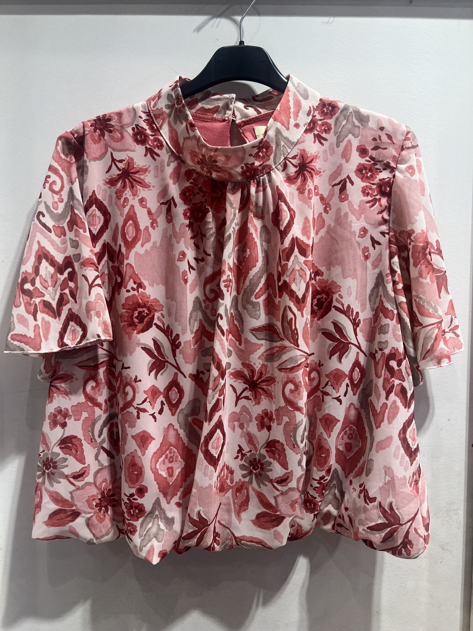 Mayorista LATINO - Blusa elegante y fluida