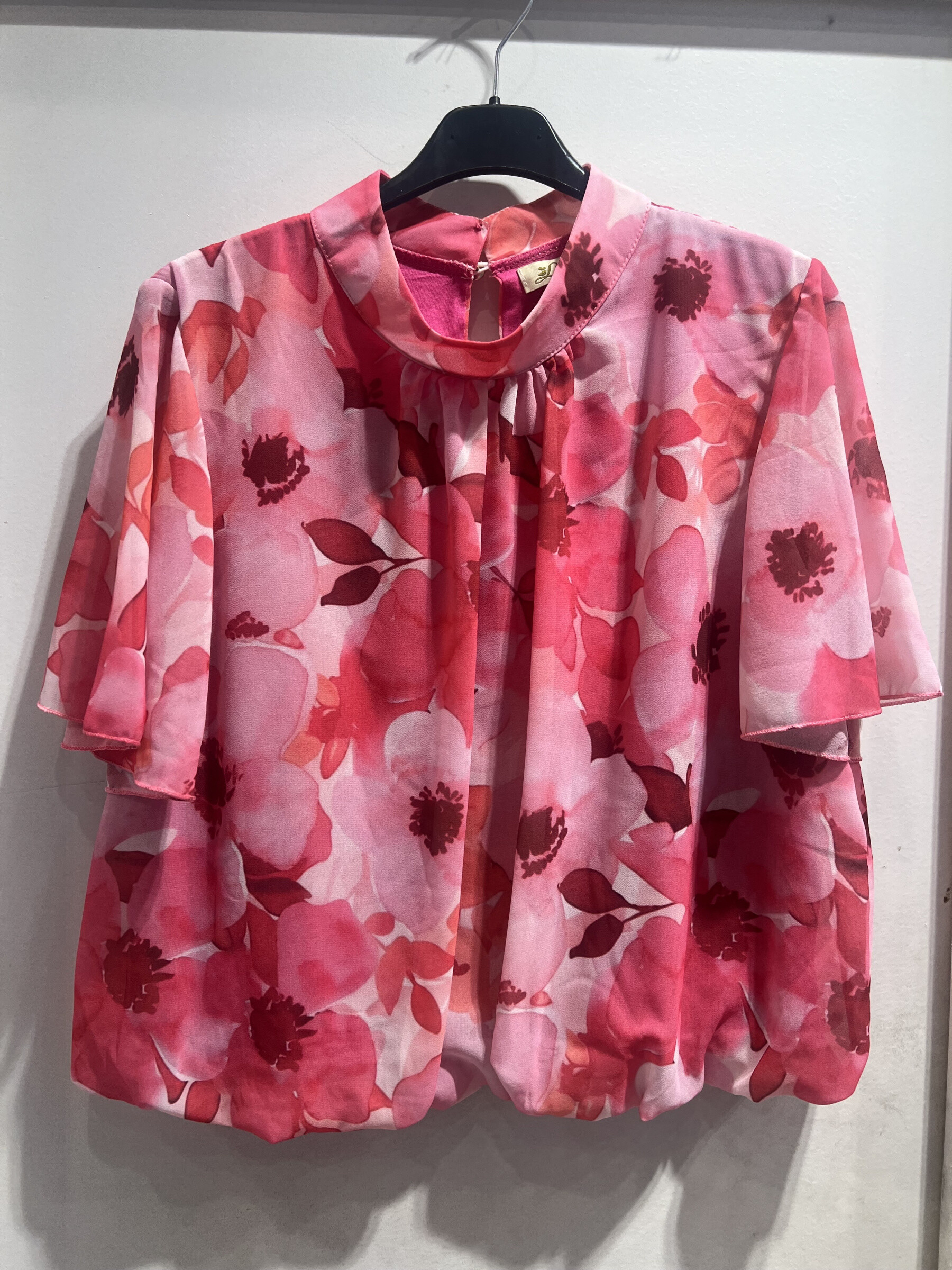 Mayorista LATINO - Blusa fluida y elegante