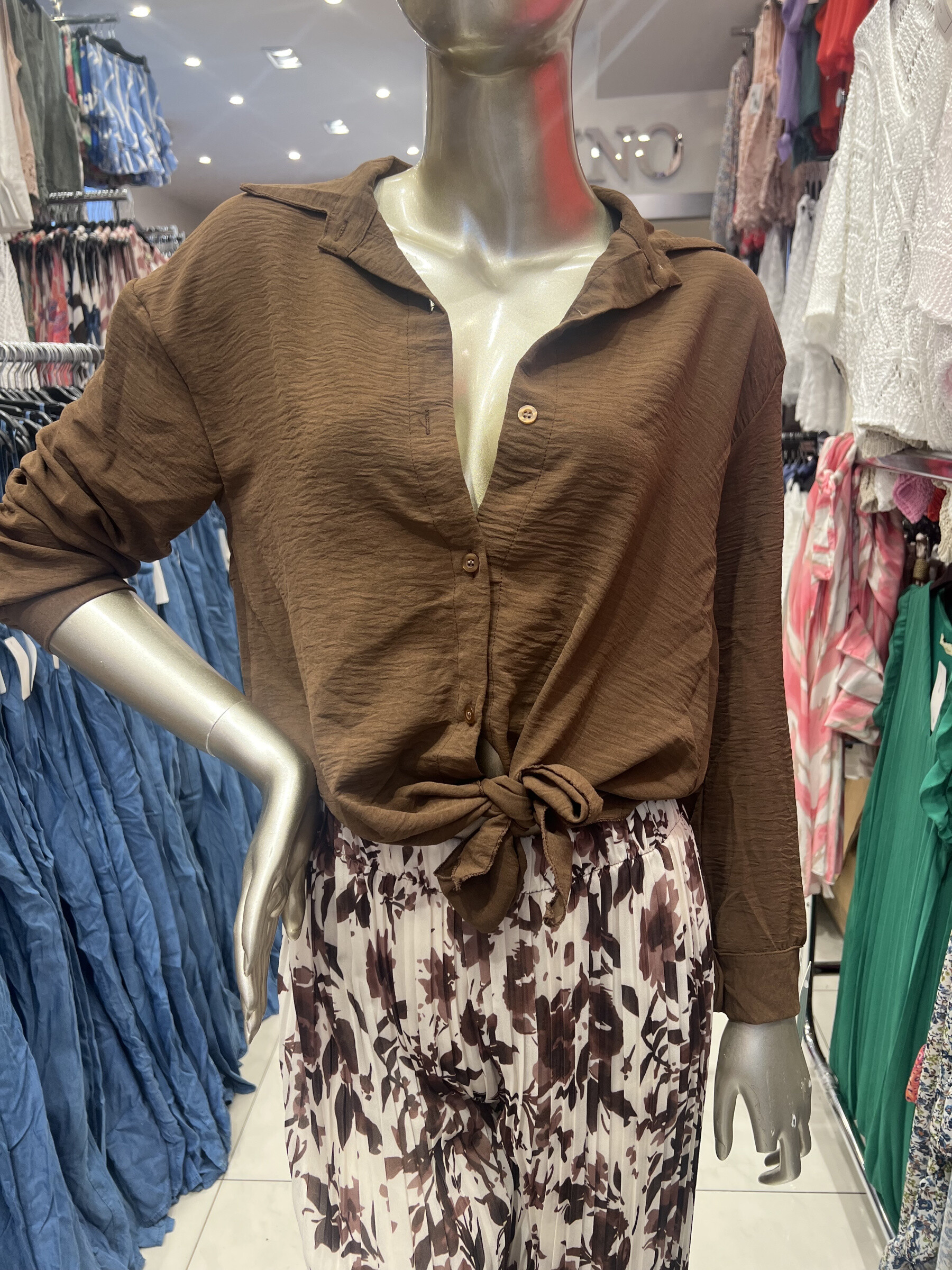 Grossista LATINO - Leggera -camicia a manichetta lunga