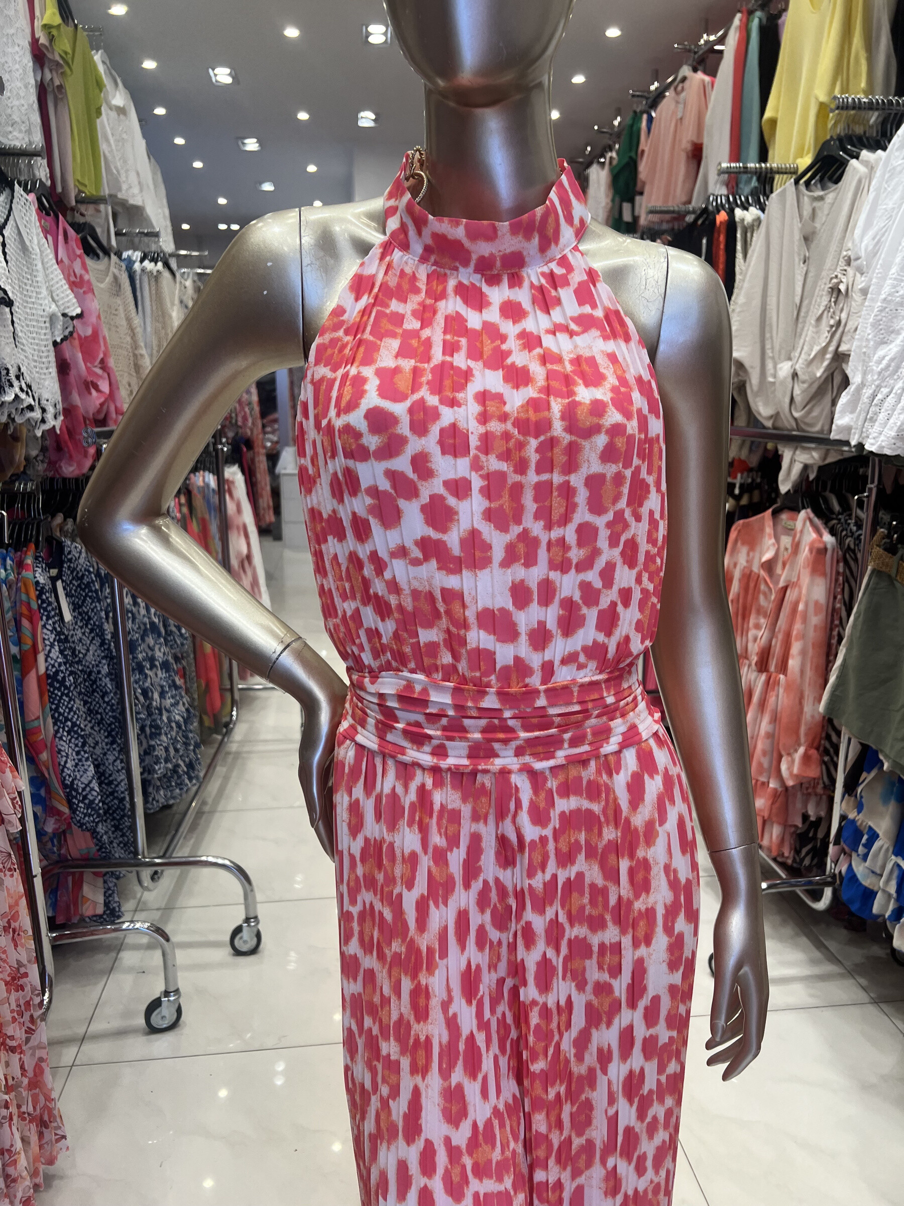 Wholesaler LATINO - Fluid, sleeveless combination