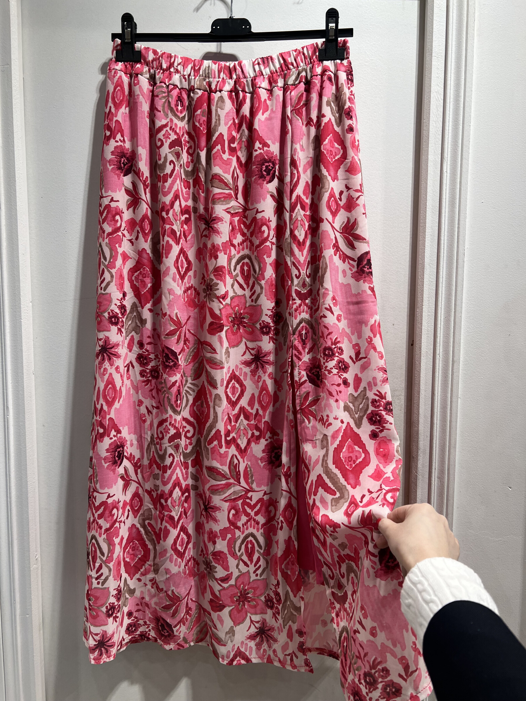 Wholesaler LATINO - Printed long split skirt