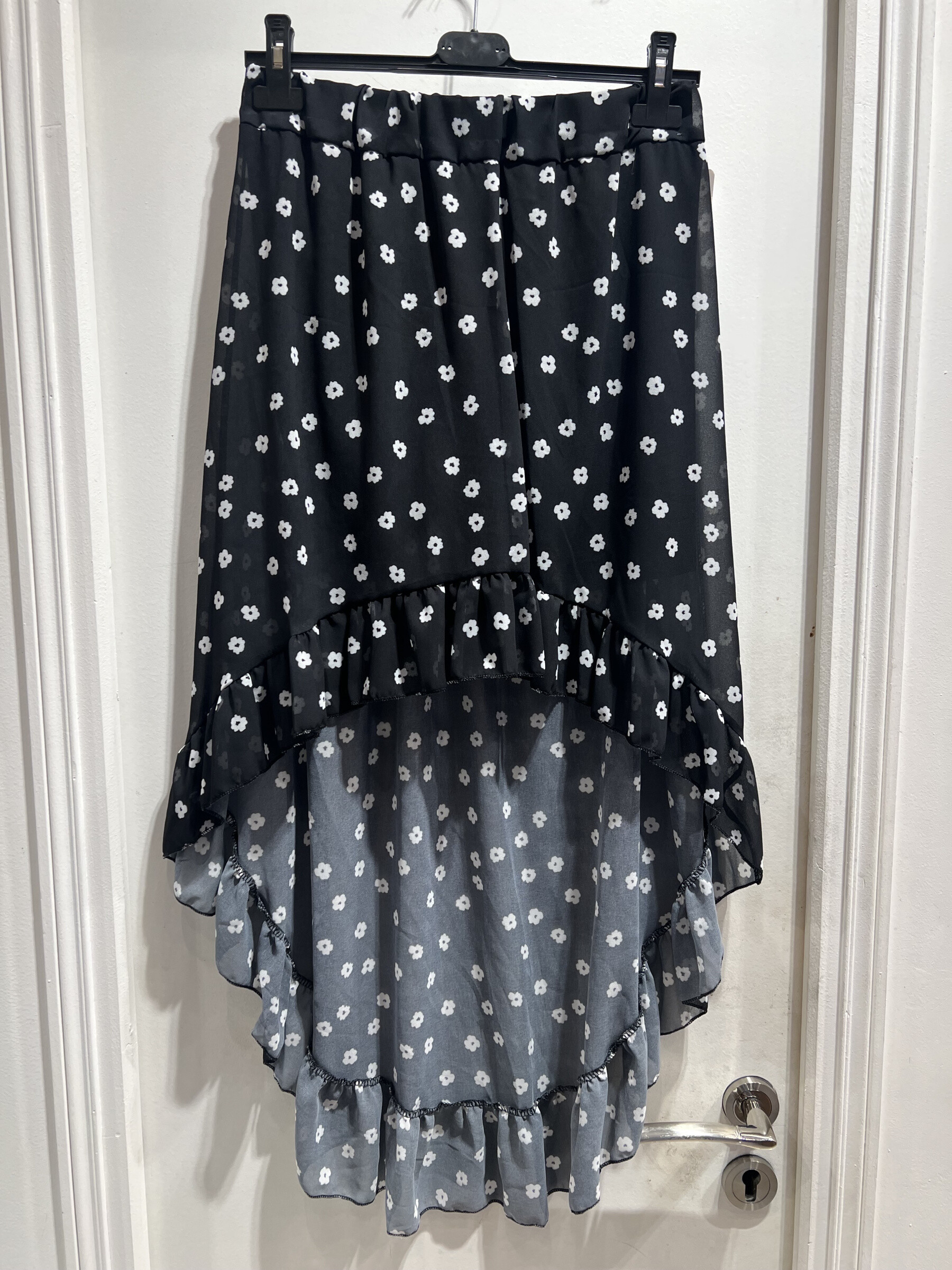 Wholesaler LATINO - Asymmetrical steering wheel printed skirt