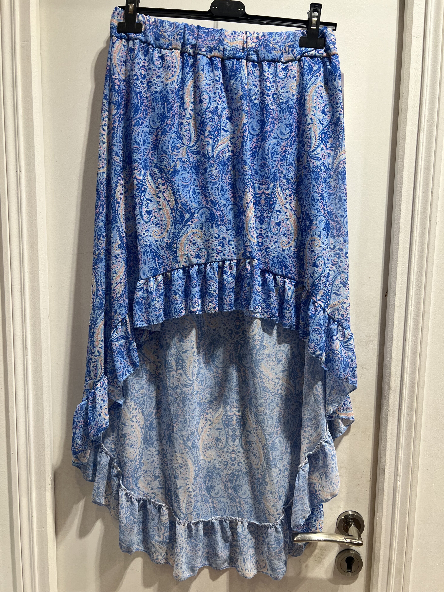 Wholesaler LATINO - Asymmetrical steering wheel printed skirt