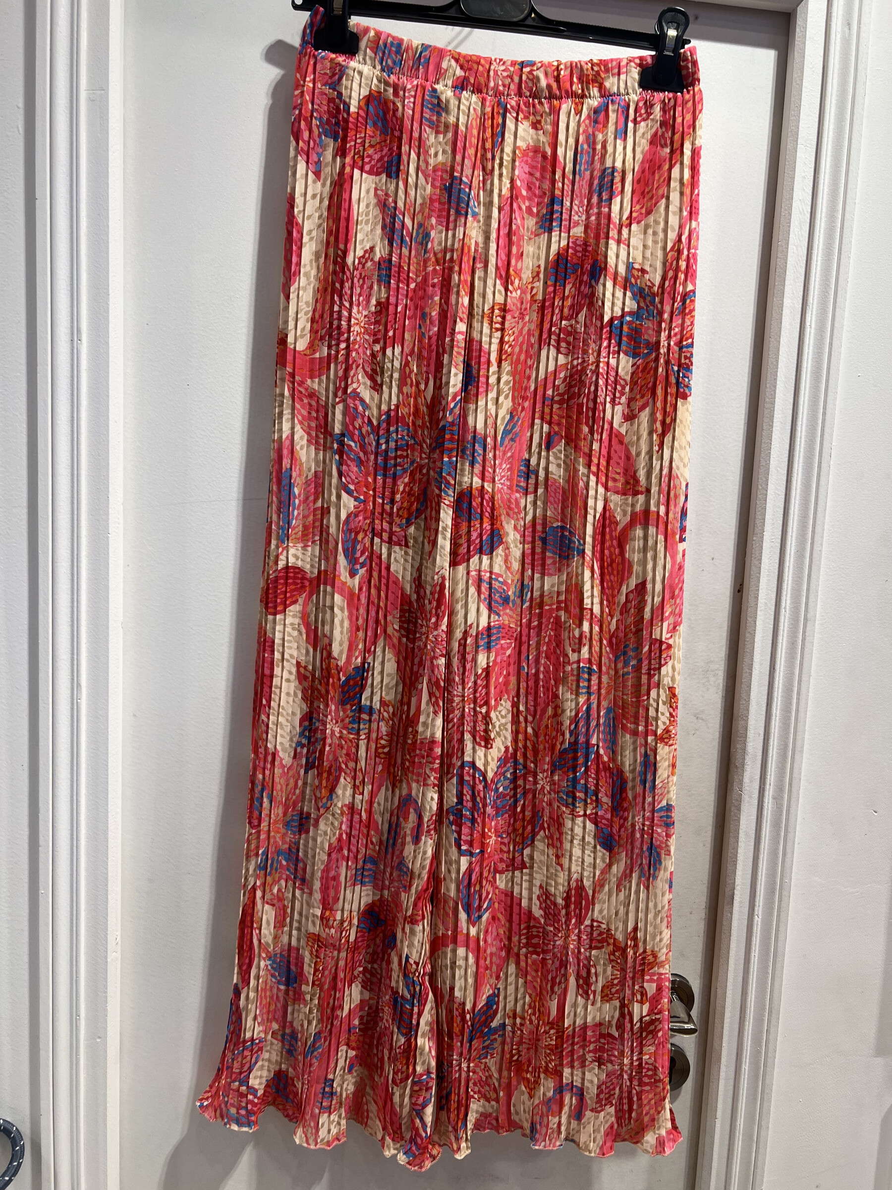 Mayorista LATINO - Pantalones de fluido de estampado floral colorred