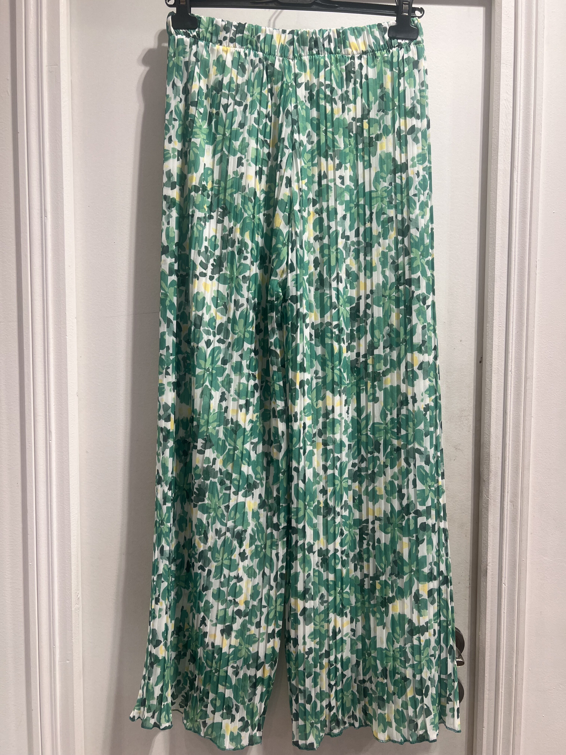 Grossiste LATINO - Pantalon large, plissé, imprimé