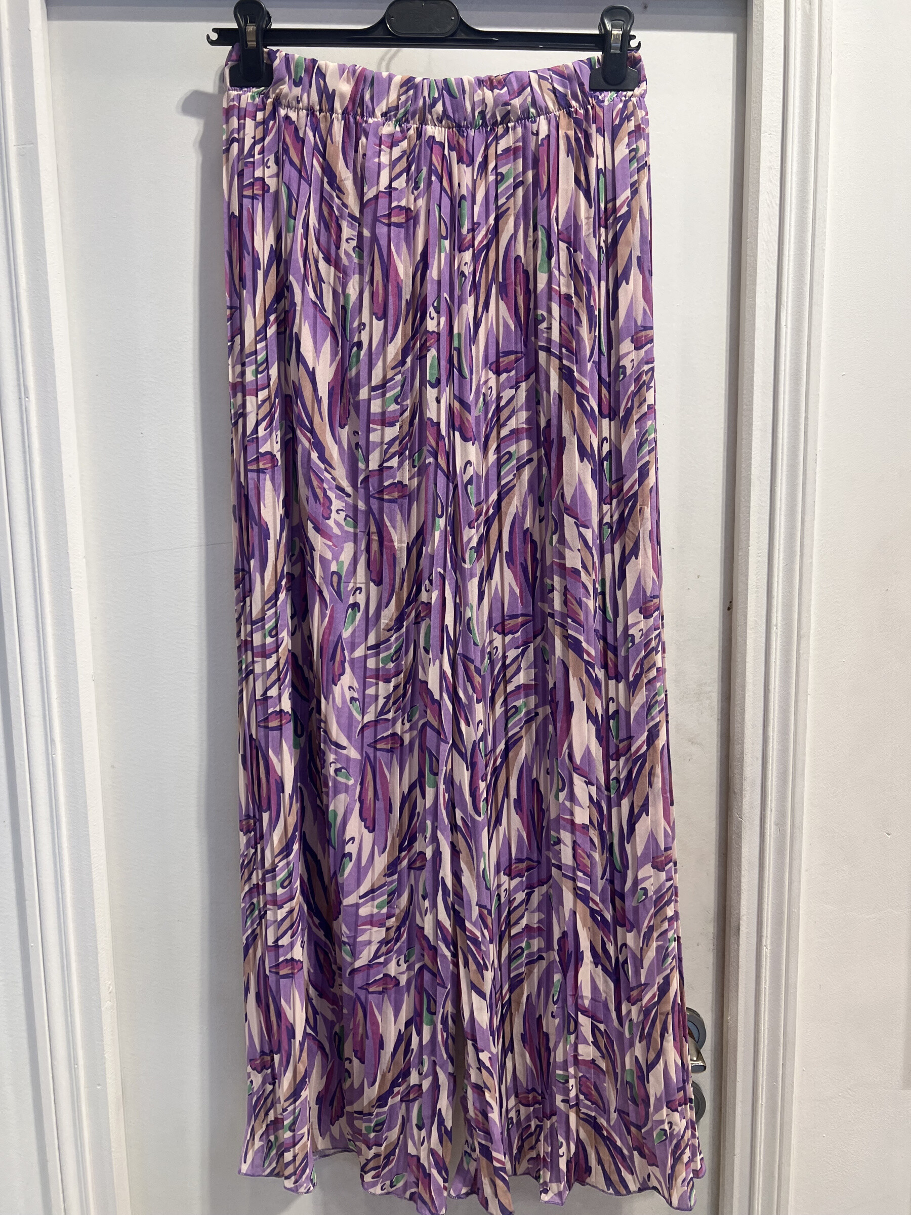 Wholesaler LATINO - Pants, purple print and lilac size from 36 to 42 42