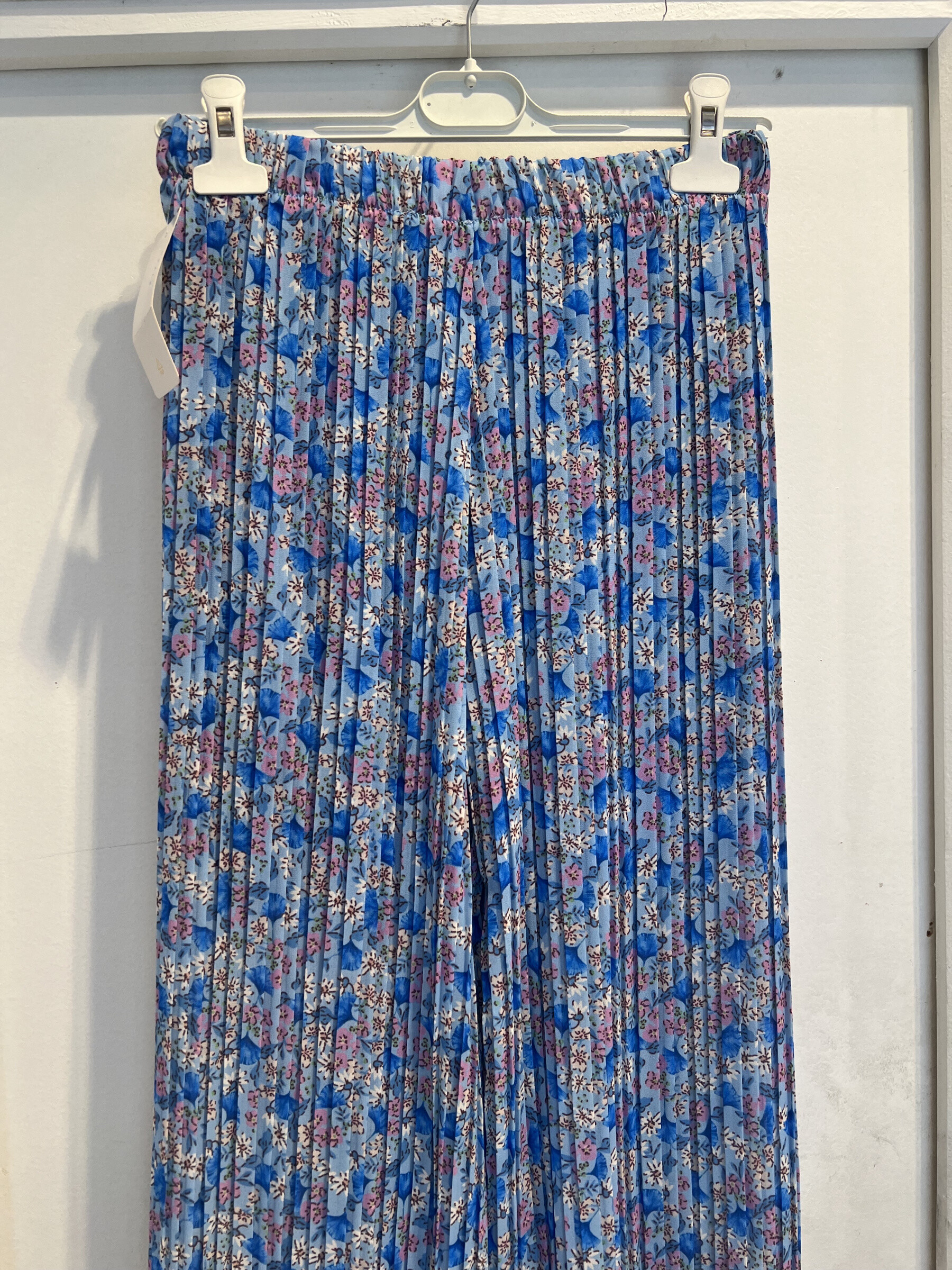 Mayorista LATINO - Pantalones impresos de moda y elegancia