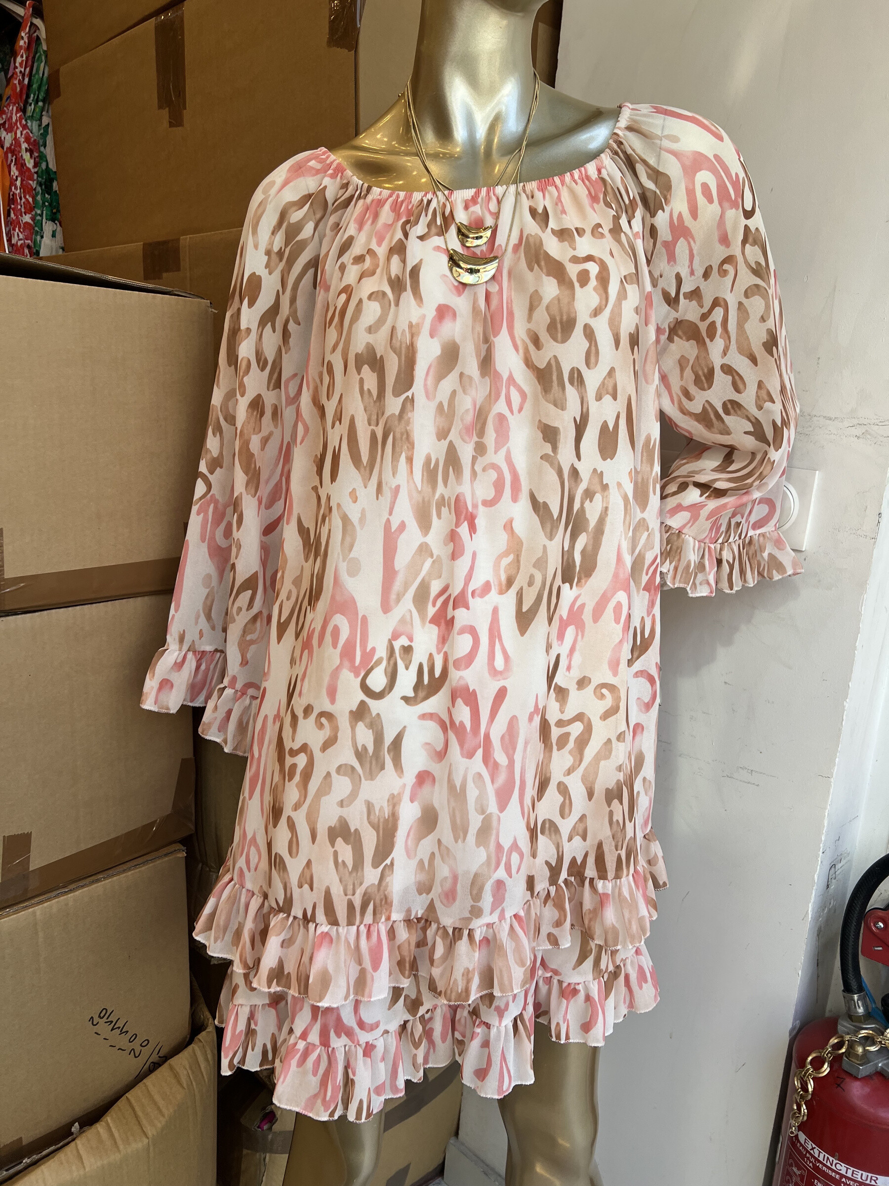 Wholesaler LATINO - Ample and fluid bohemian dress, chic and light