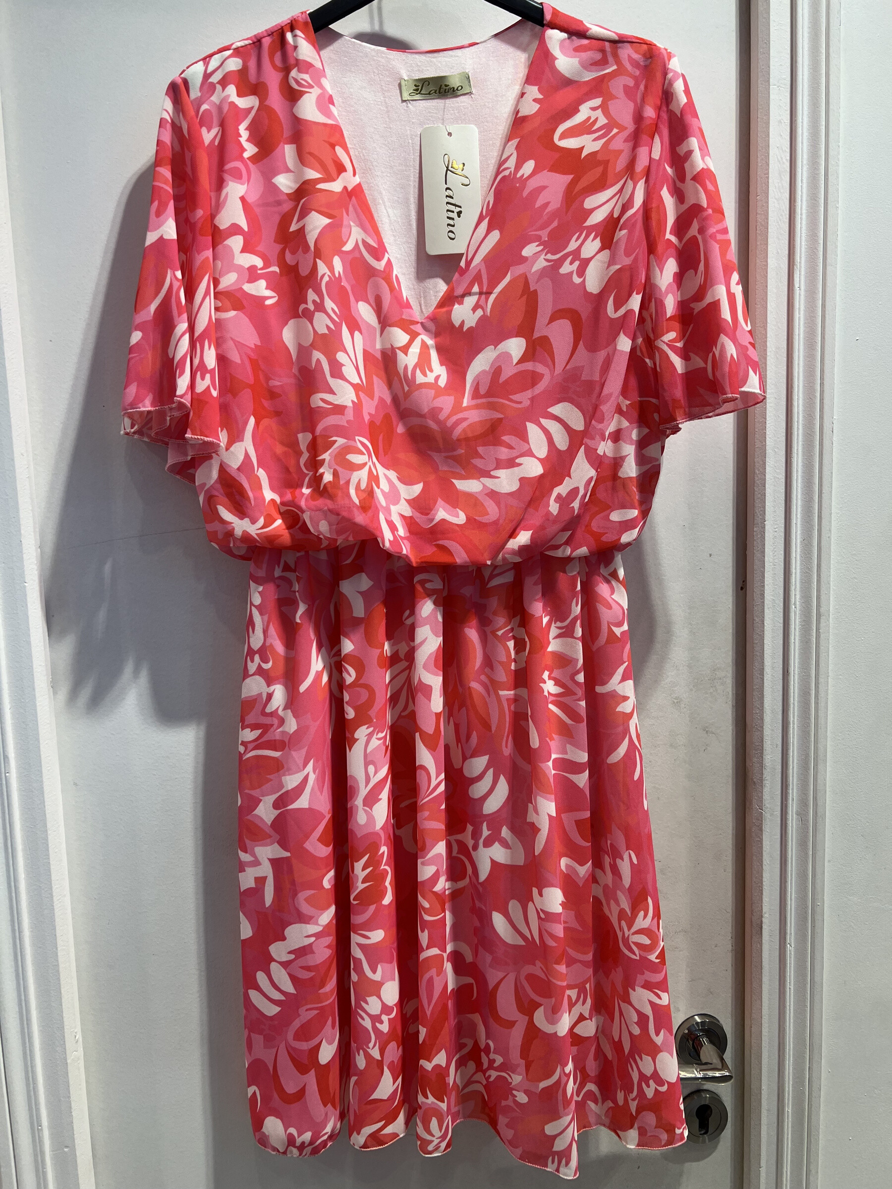 Wholesaler LATINO - short -collar fluid dress V