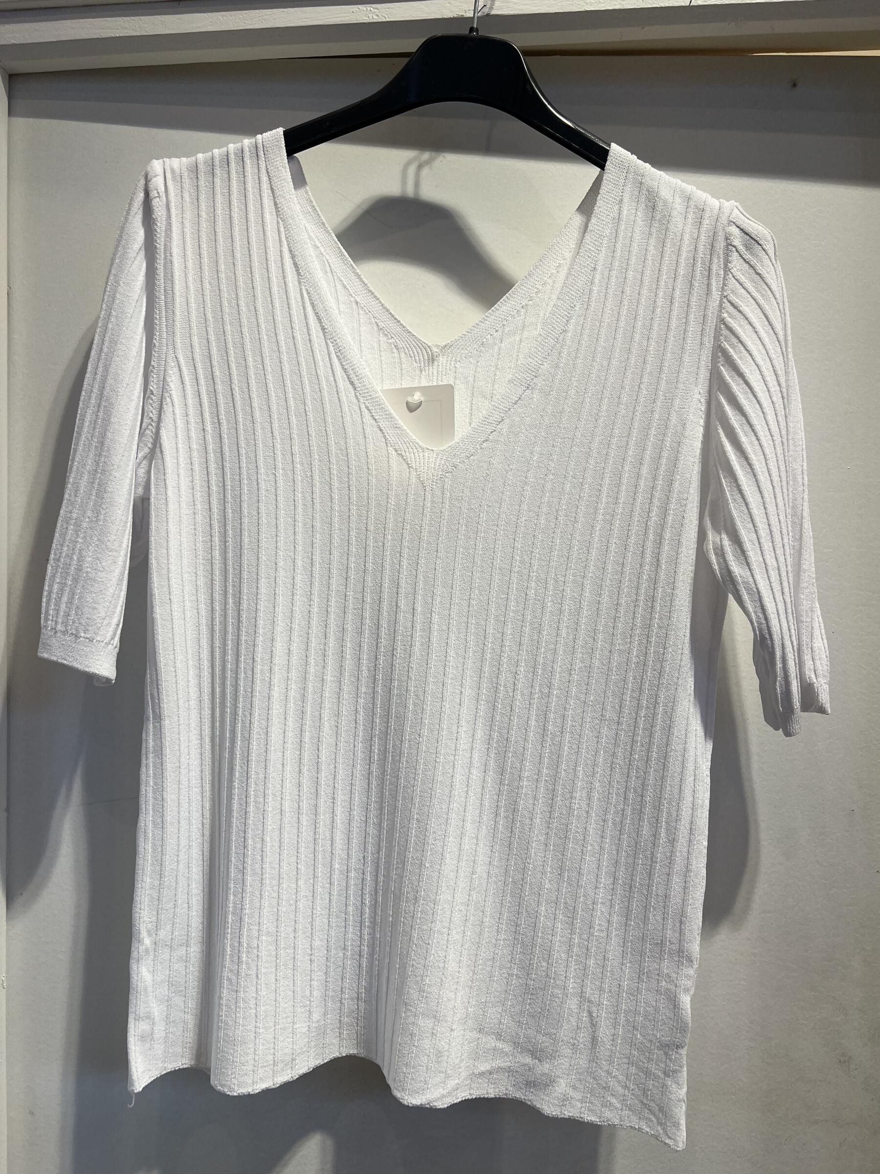 Wholesaler LATINO - Ribbed top with short sleeves
