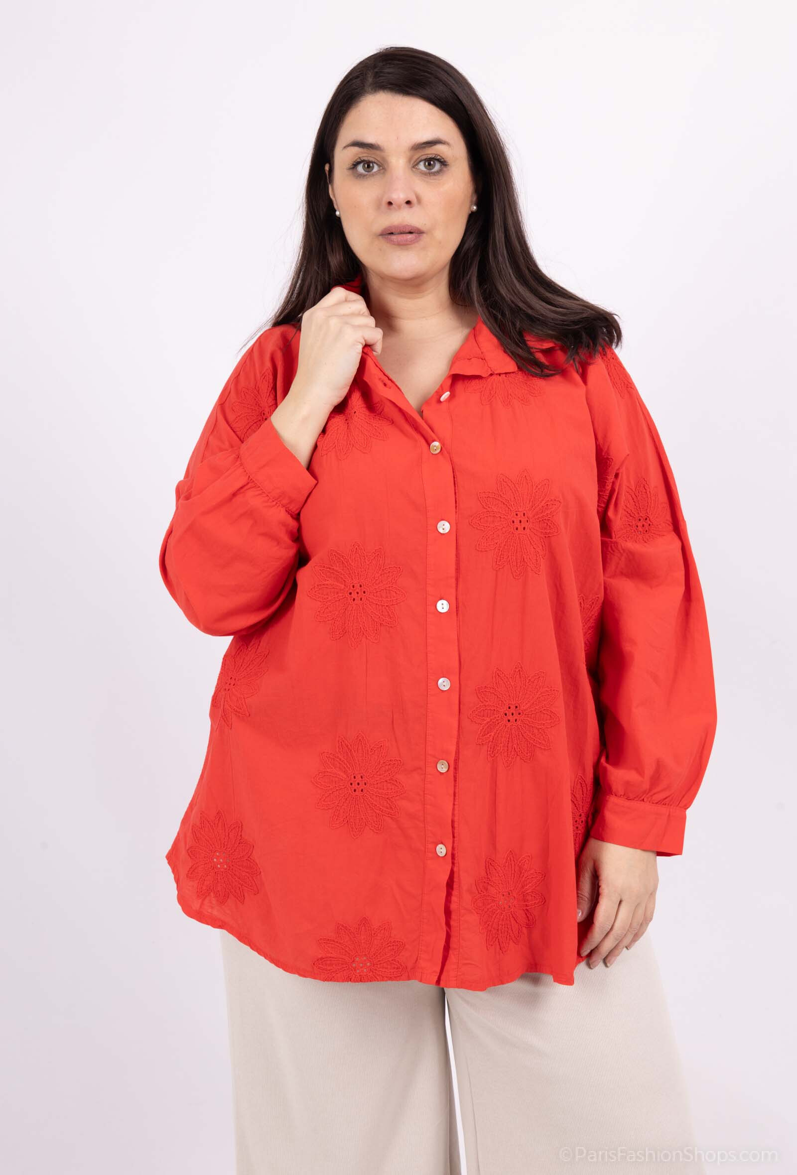 Wholesaler LAURA PARIS (MKL) - Cotton blouse/shirt with english flower embroidery