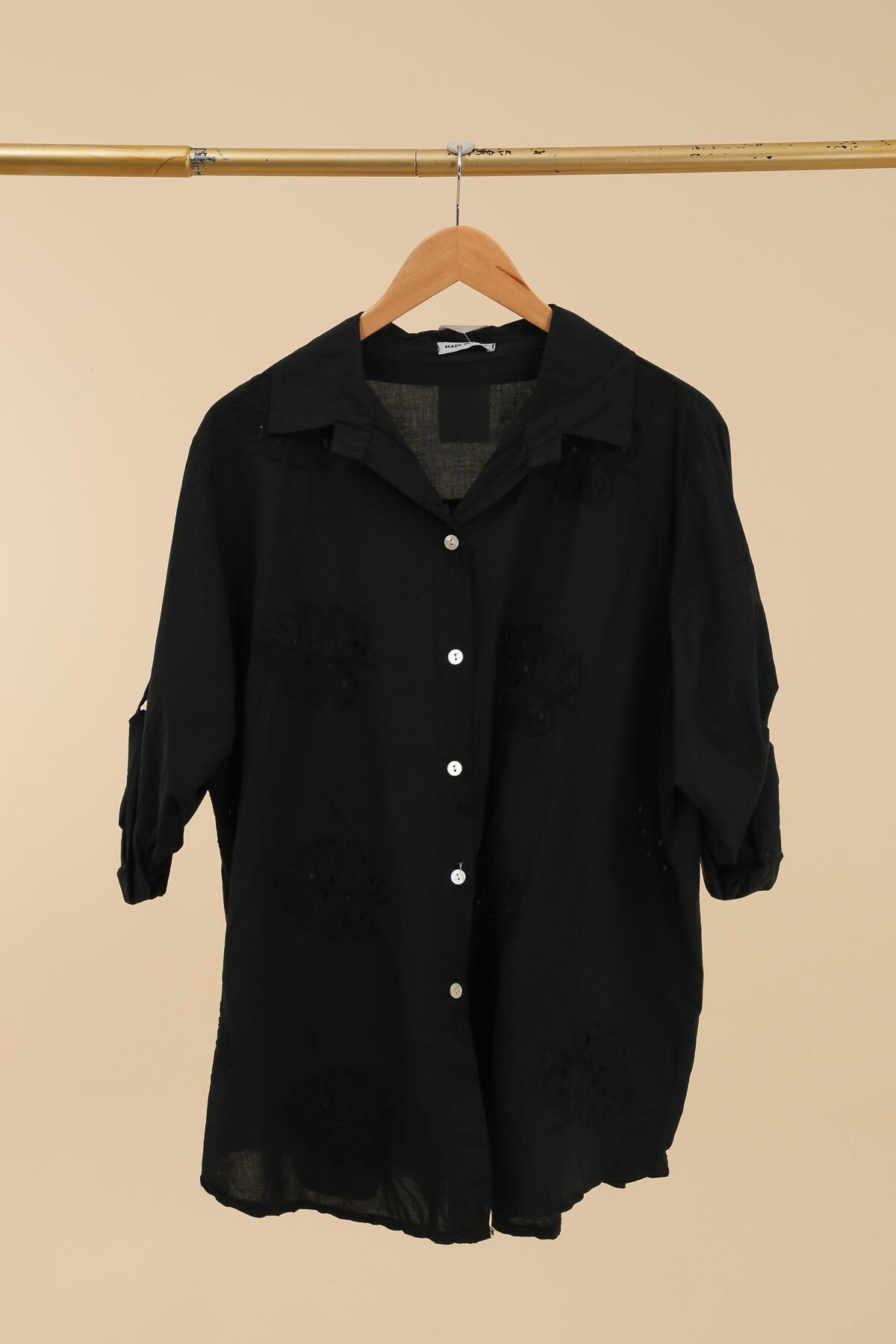Wholesaler LAURA PARIS (MKL) - Cotton shirt with leaves embroideries
