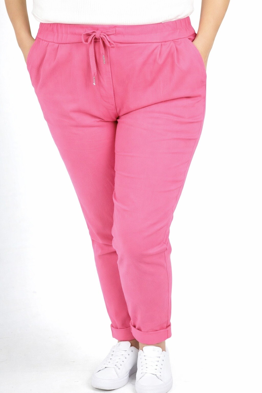 Grossiste LAURA PARIS (MKL) - Pantalon lycra à pinces hyper stretch T50/52