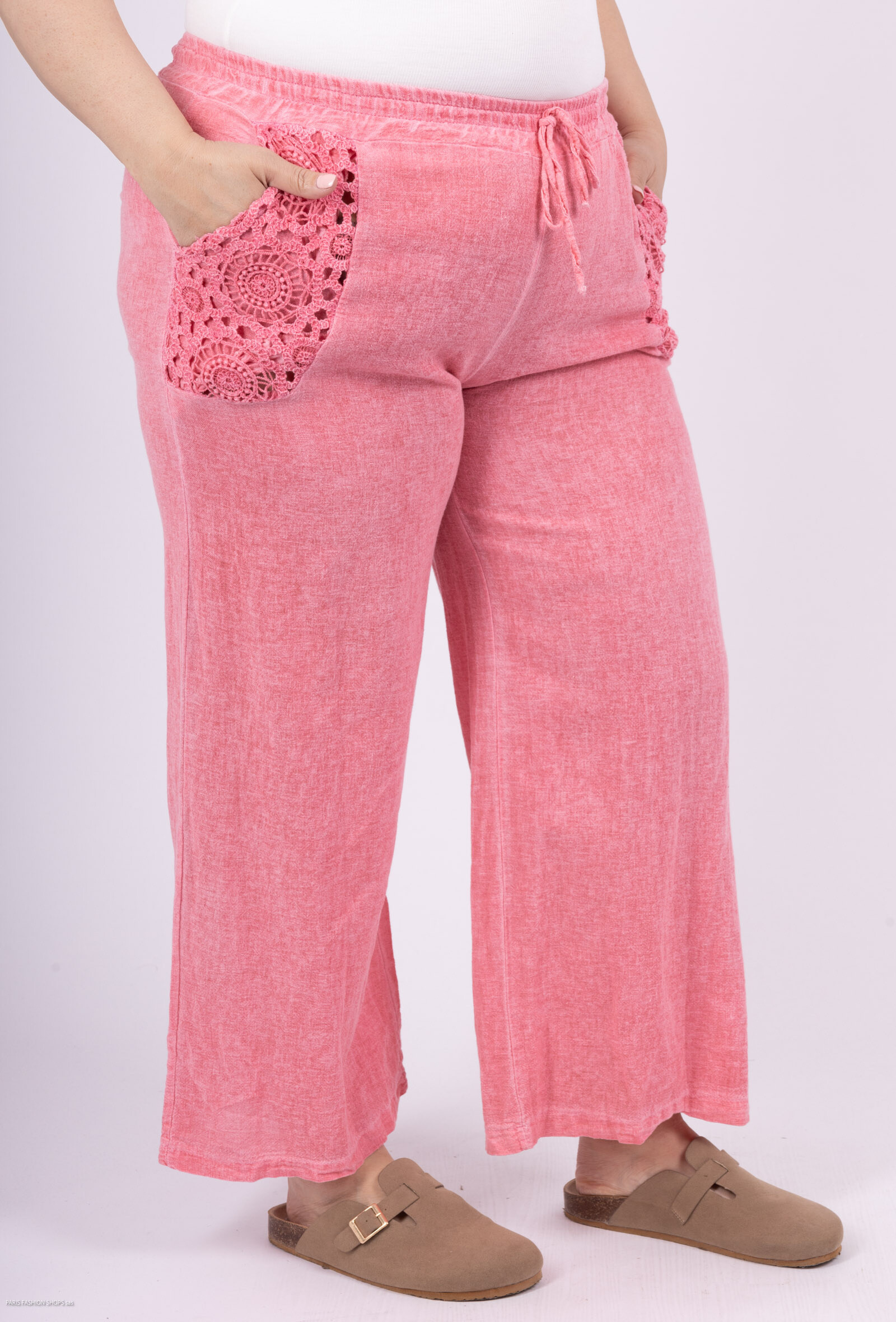 Wholesaler LAURA PARIS (MKL) - Light cotton & linen pants with lace details on the pockets