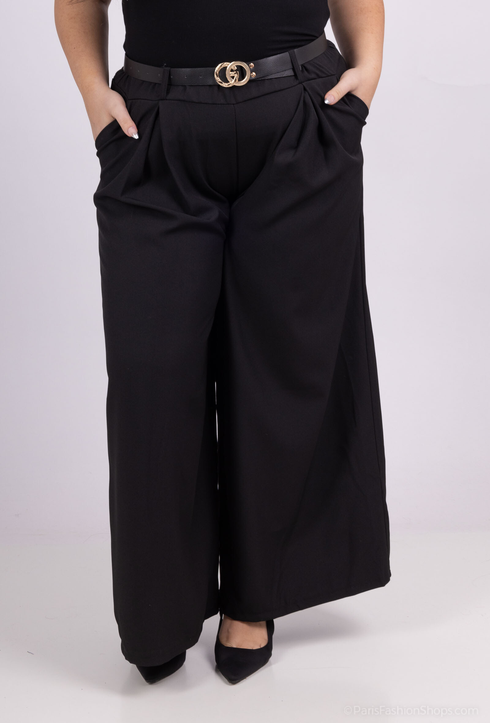 Wholesaler LAURA PARIS (MKL) - Casual fluid wide leg pants with pleats