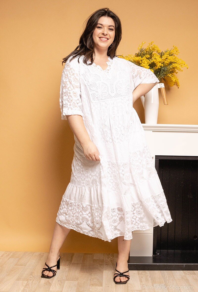 Grossiste LAURA PARIS (MKL) - Robe midi en dentelle macramé à effet de superposition