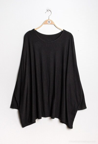 Grossiste LAURA PARIS (MKL) - Tunique/Pull col rond oversize en maille douce extensible Grossiste LAURA PARIS (MKL) - Tunique/Pull col rond oversize en maille douce extensible
