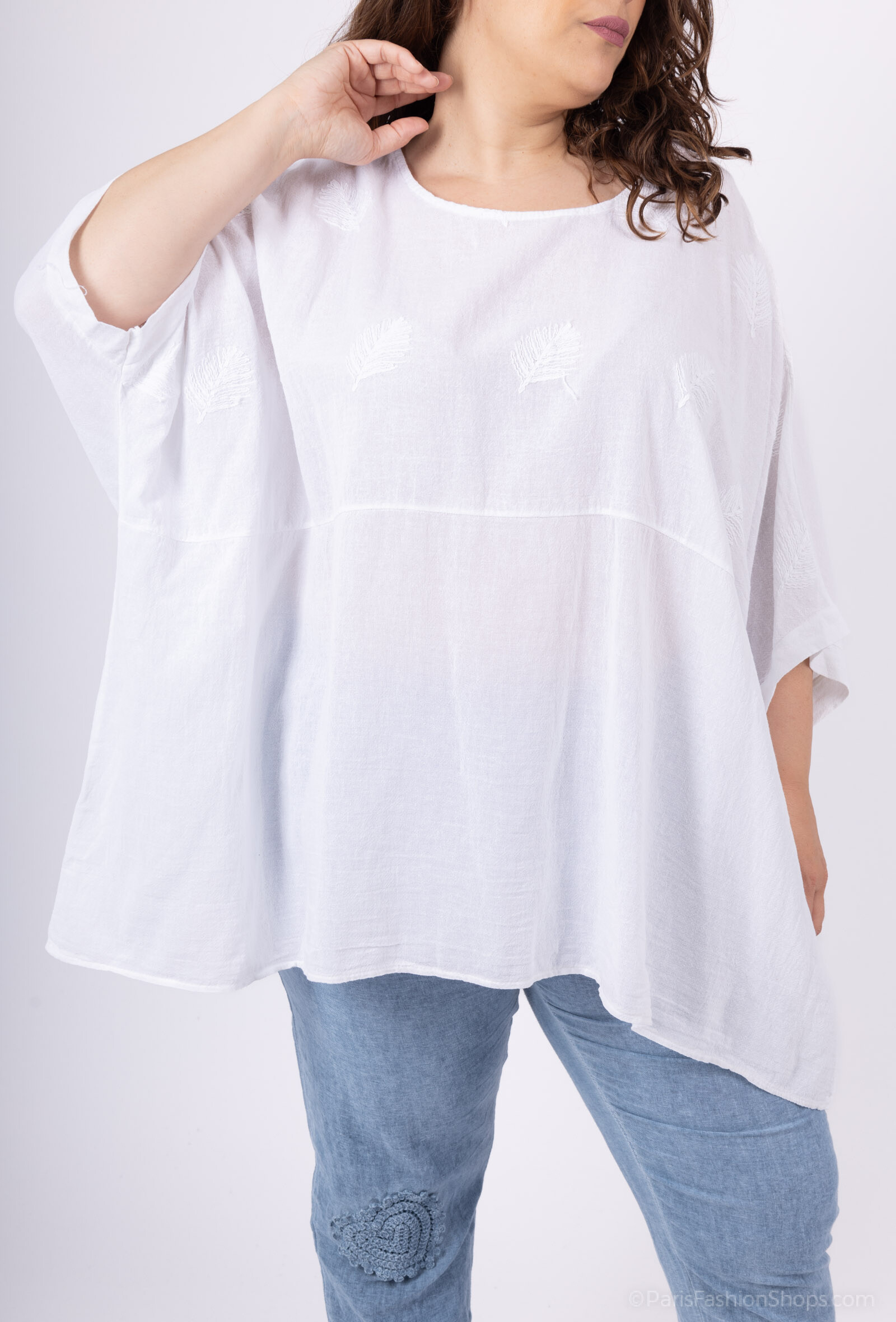 Grossiste LAURA PARIS (MKL) - Tunique oversize légère en coton-lin délavée avec broderies plume
