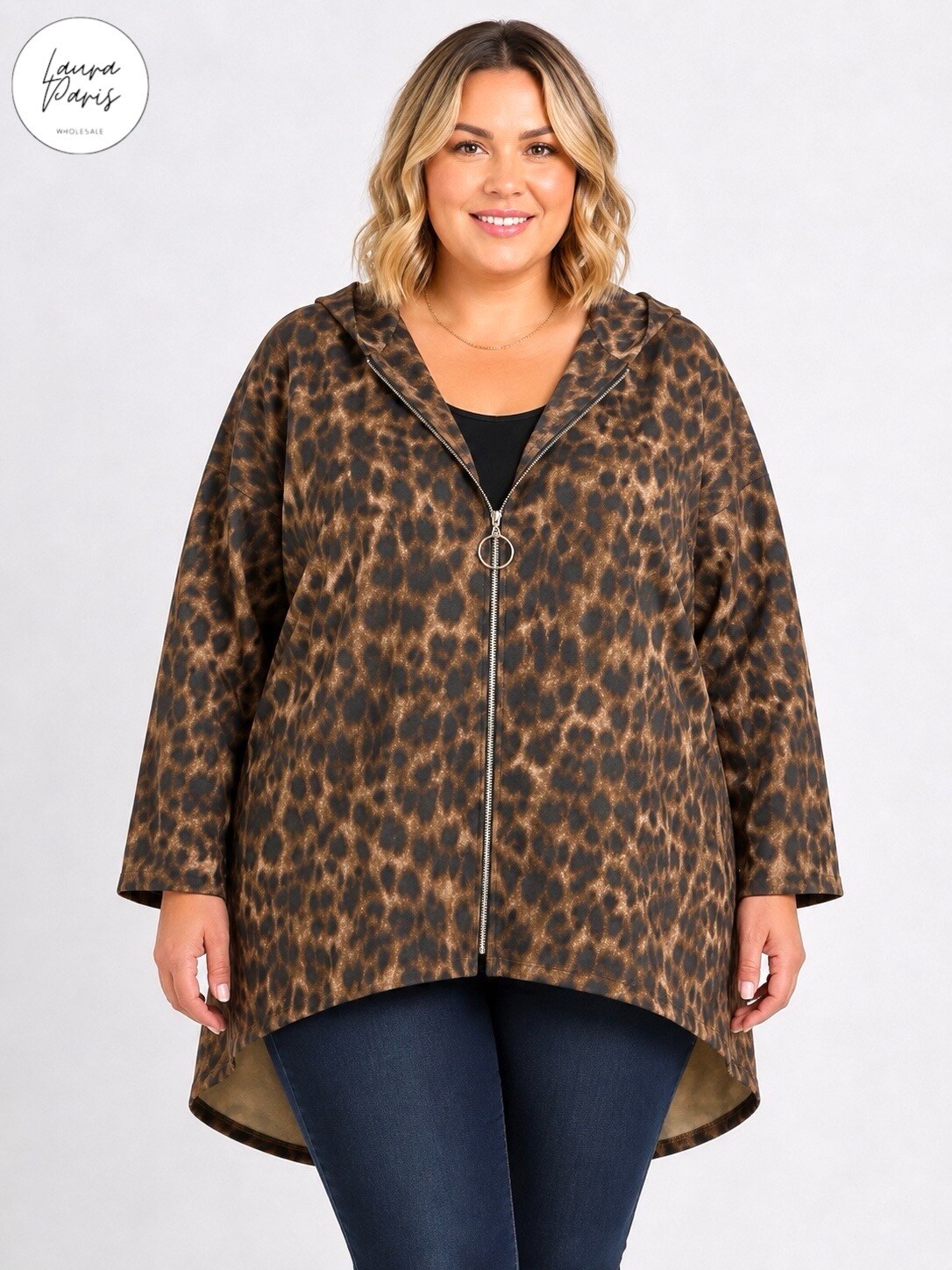 Wholesaler LAURA PARIS (MKL) - Animal print faux suede hooded vest (One Size)