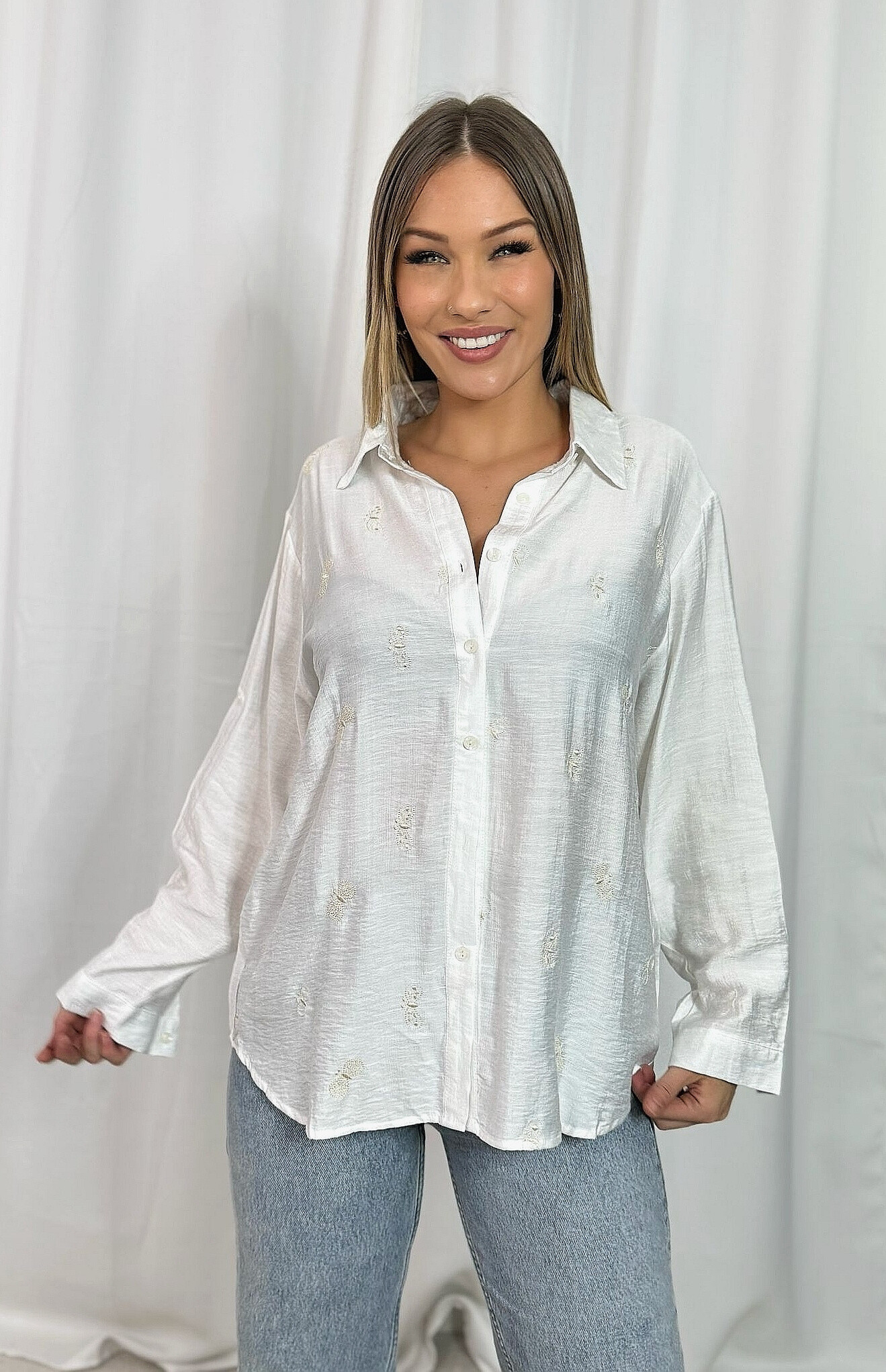 Wholesaler Léa-J - Embroidered shirt