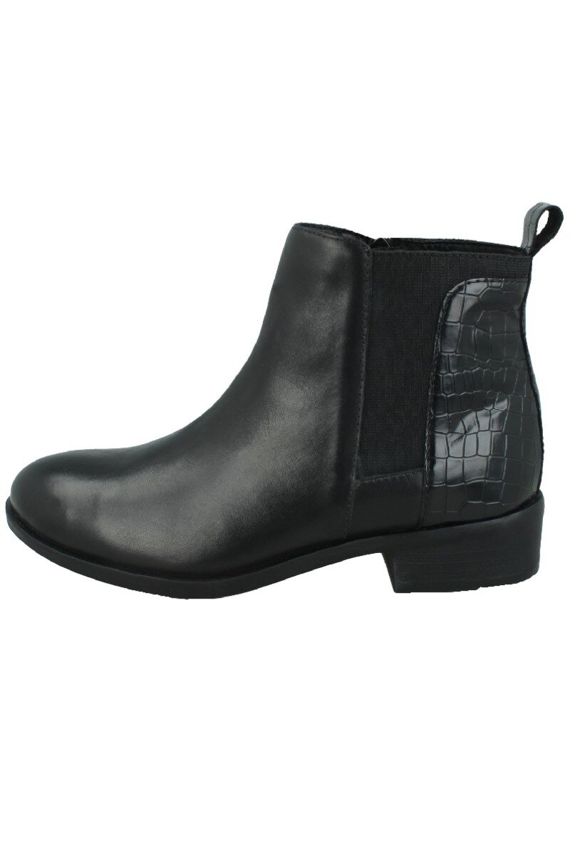 Wholesaler LEATHER COLLECTION - F51174 leather chelsea boots