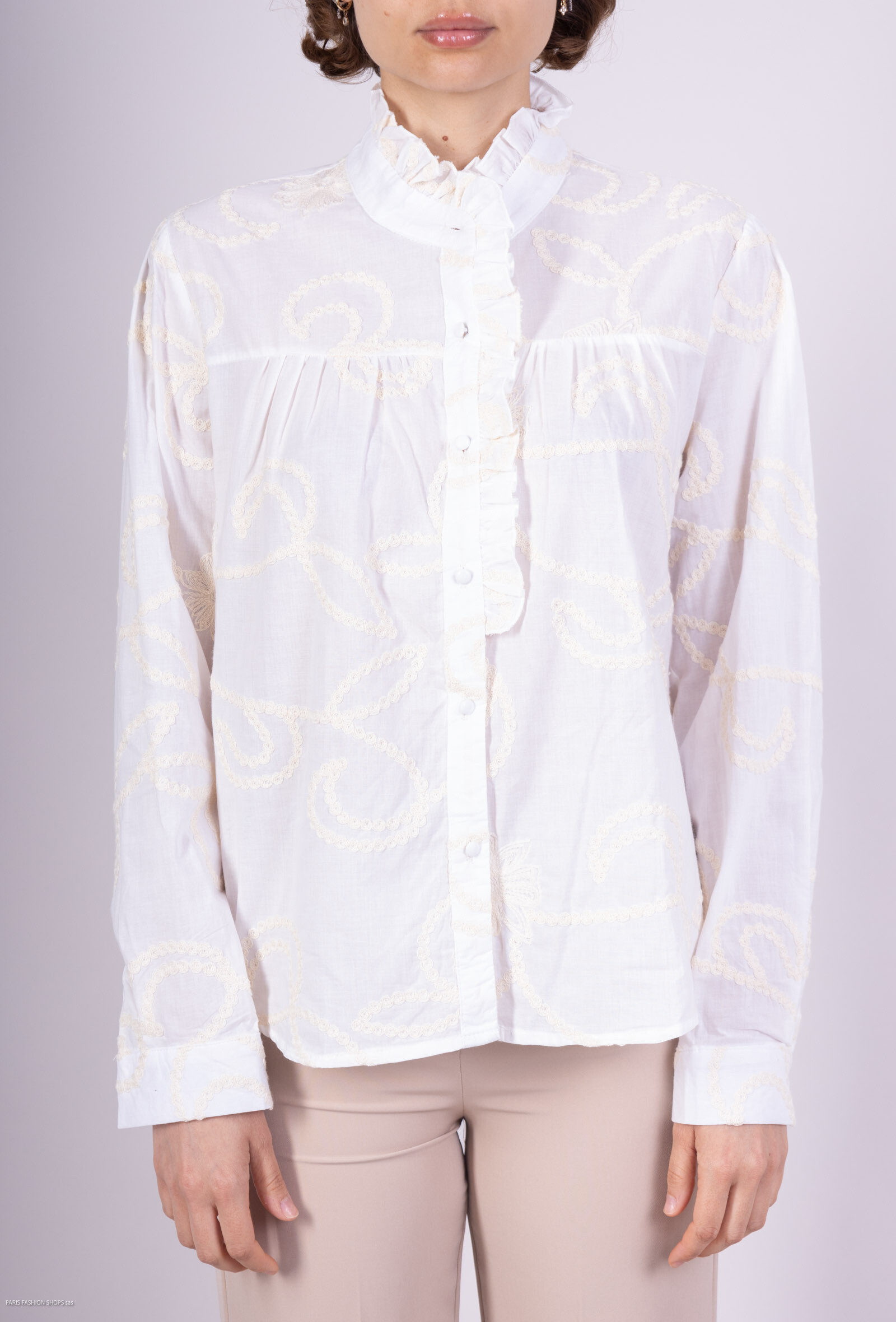 Wholesaler Les Bonnes Copines - Flower pattern embroidered shirt