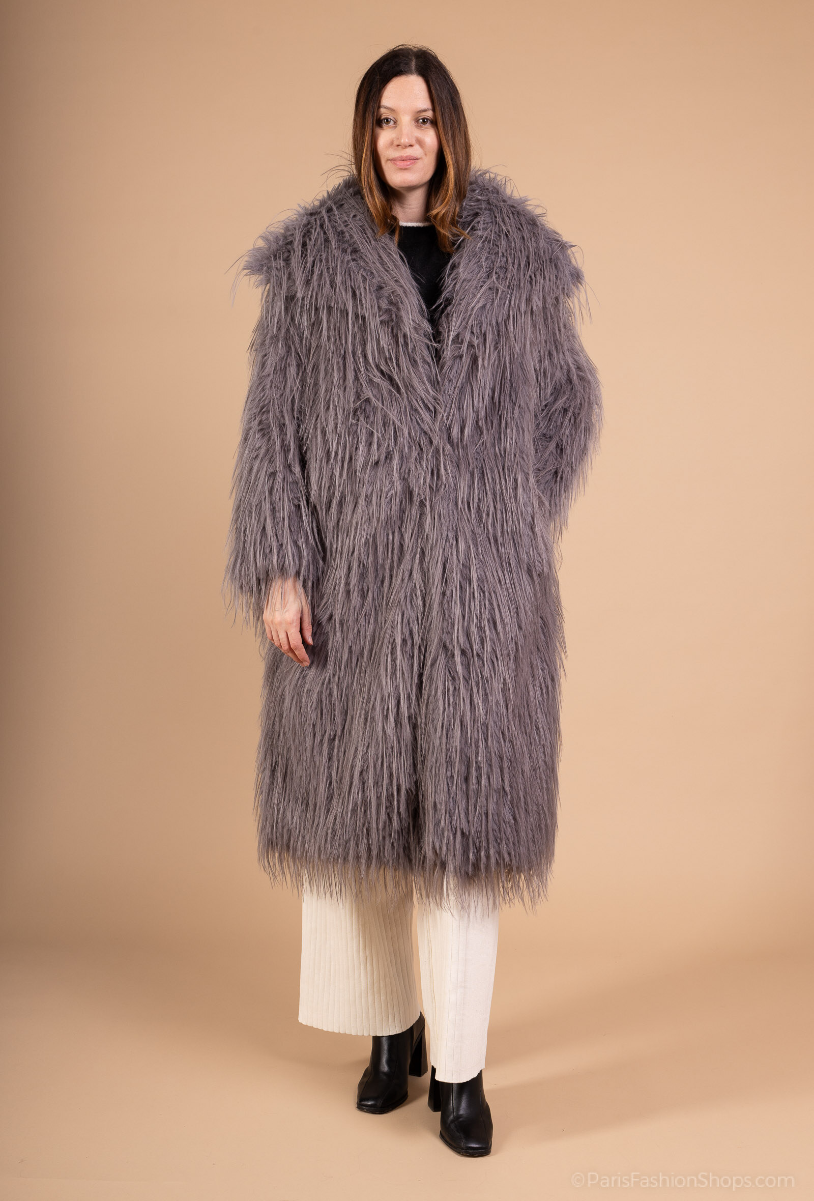 Grossiste Les Bonnes Copines - Manteau long en fausse fourrure effet shaggy –
