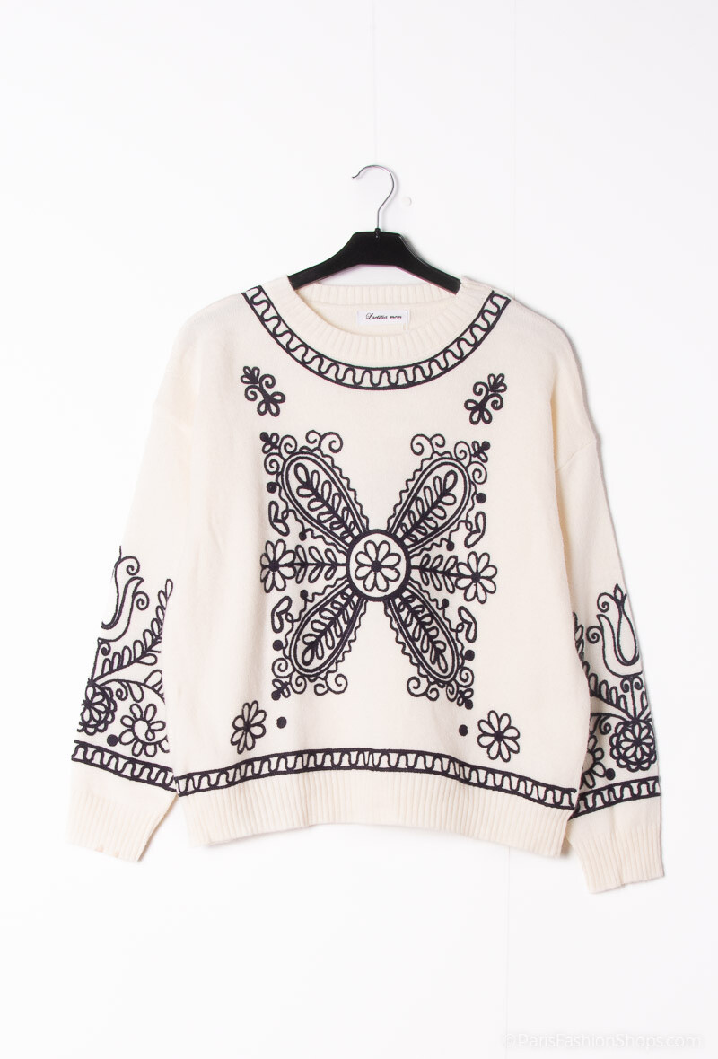 Grossiste Les Bonnes Copines - Pull en maille brodée motif fleuris