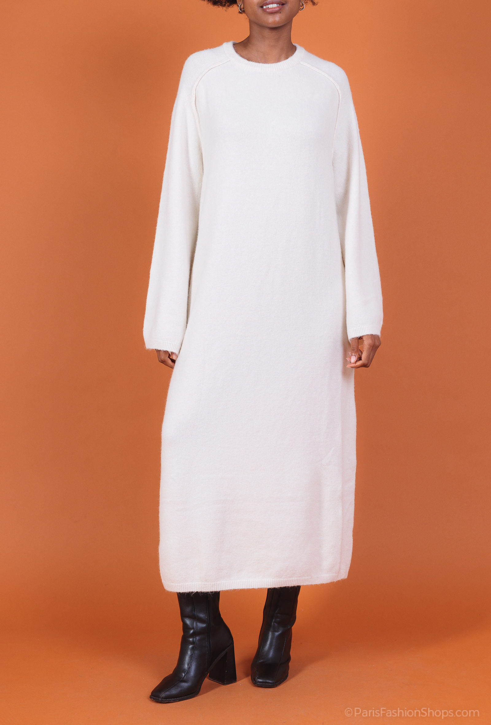 Grossiste Les Bonnes Copines - Robe longue en maille à col rond