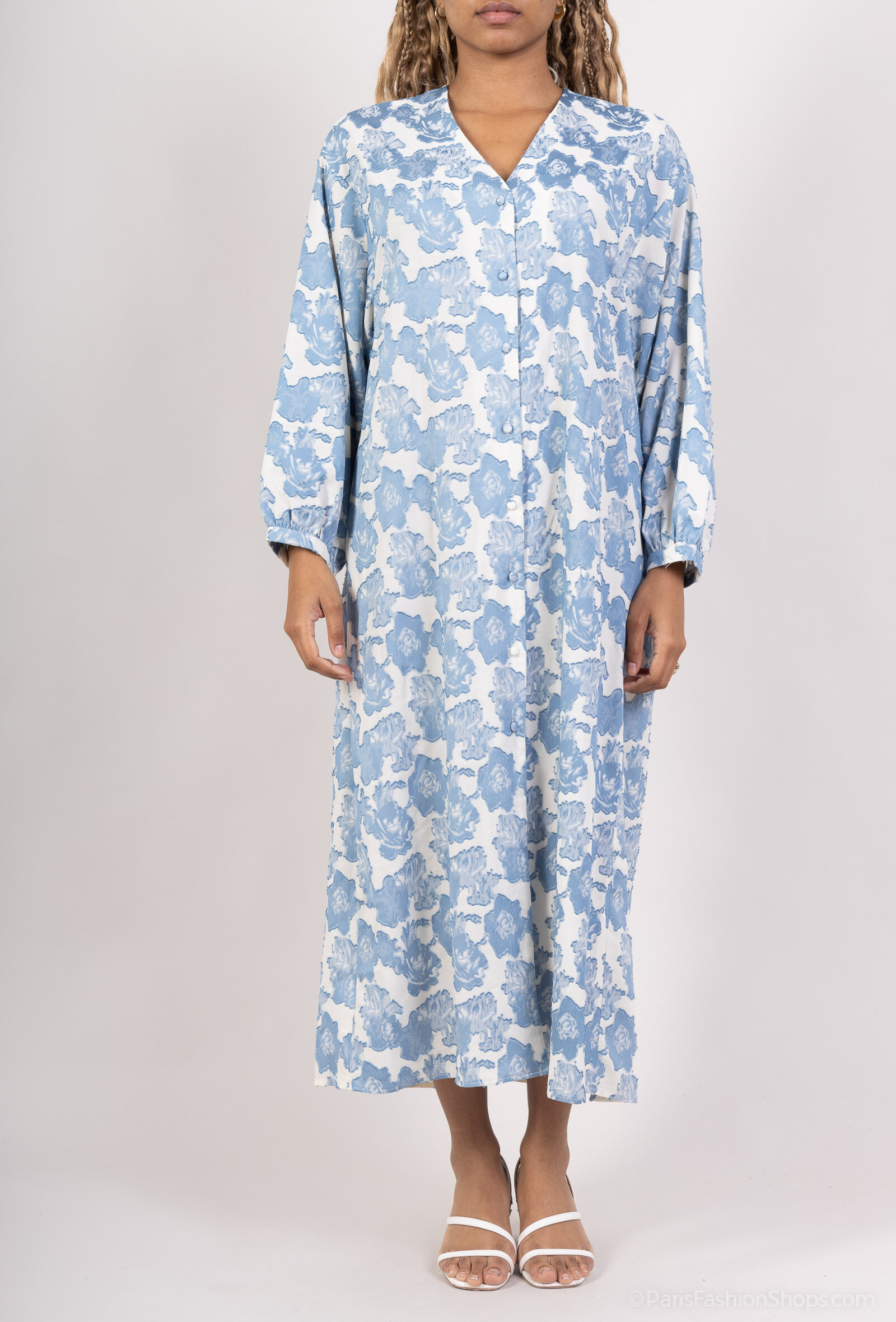 Großhändler Les Bonnes Copines - Kurzarmankleid mit Rüschen.