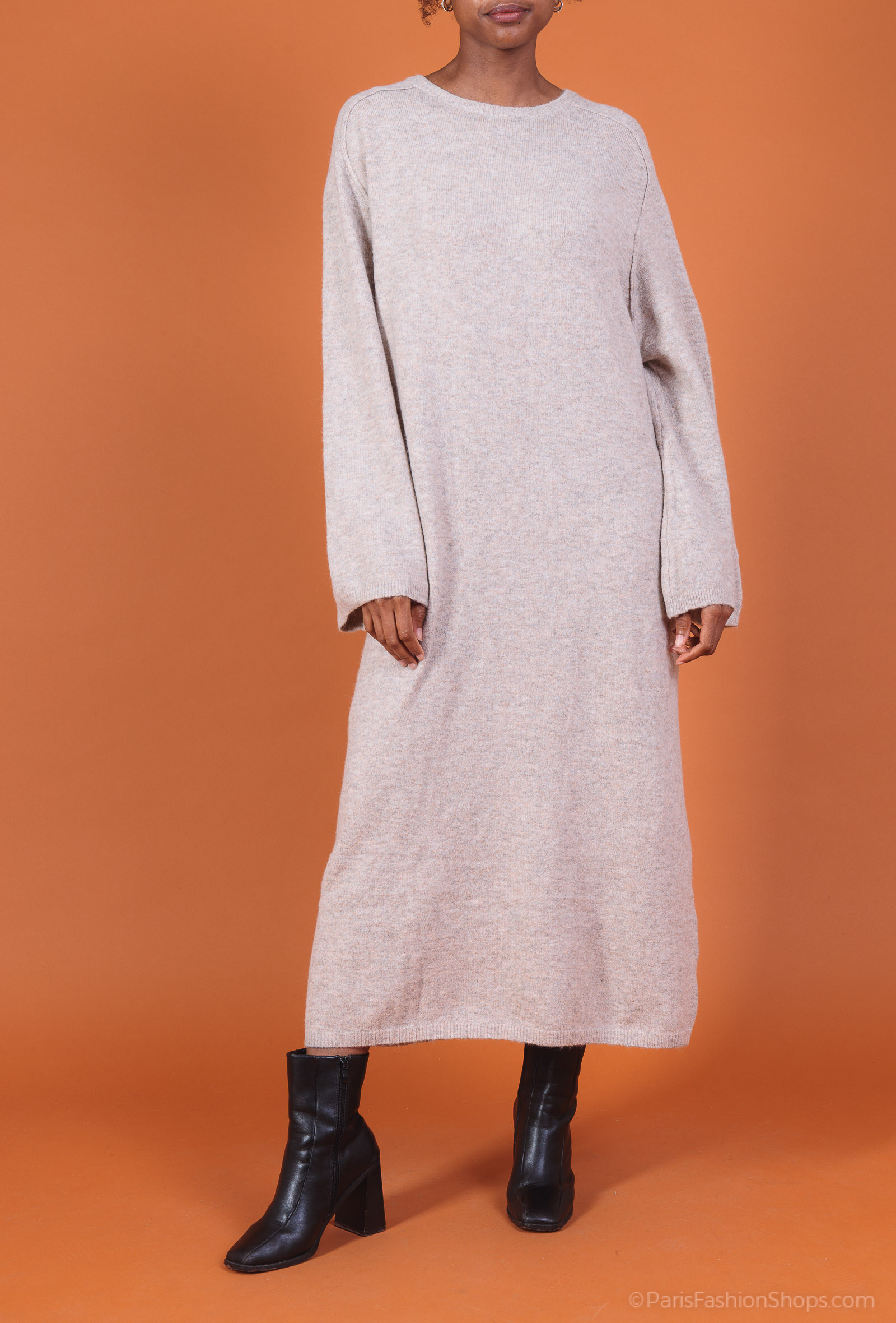 Grossiste Les Bonnes Copines - Robe longue en maille à col rond