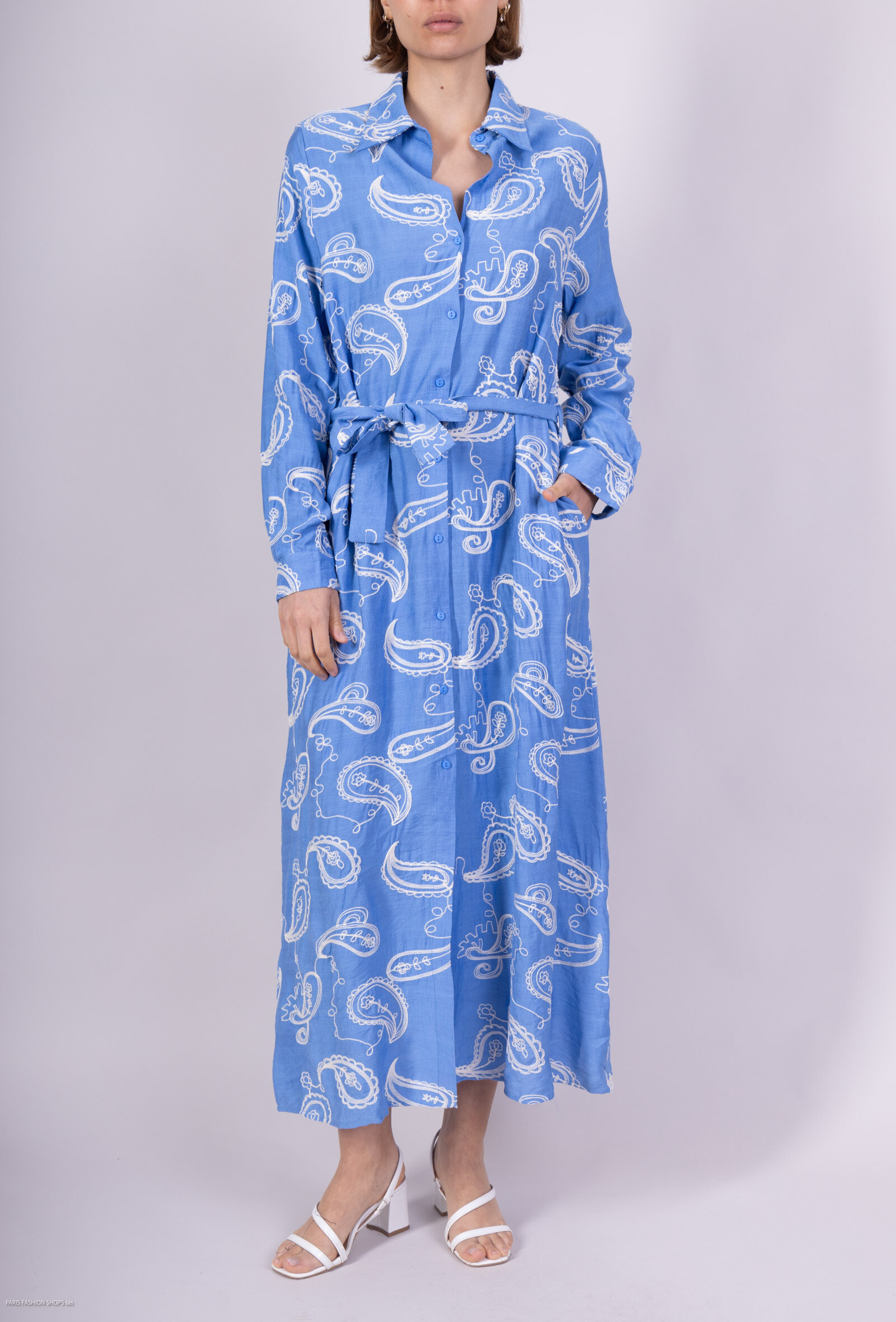Grossiste Les Bonnes Copines - Robe ample brodé col chemise