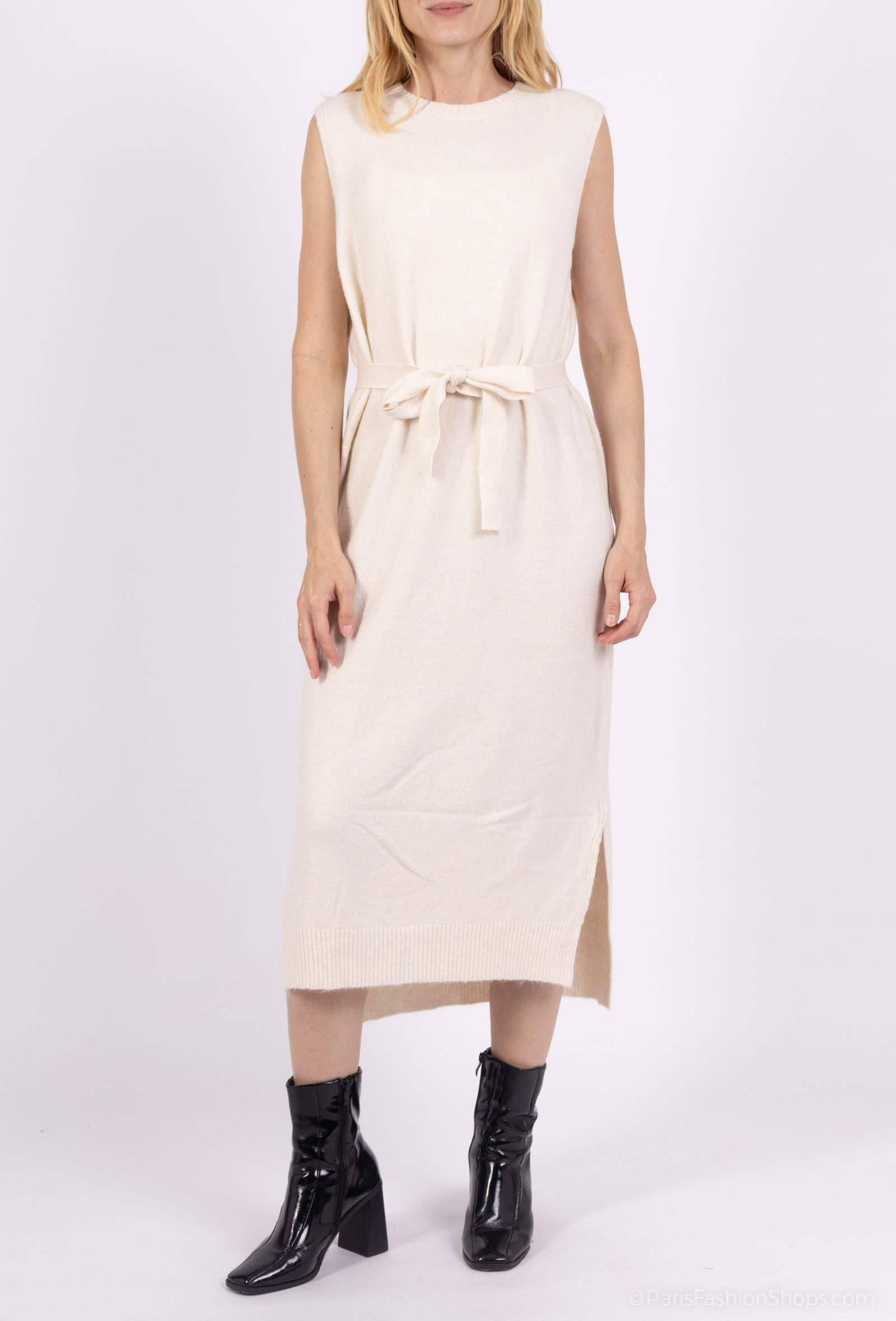 Grossiste Les Bonnes Copines - Longue Robe en maille sans manche