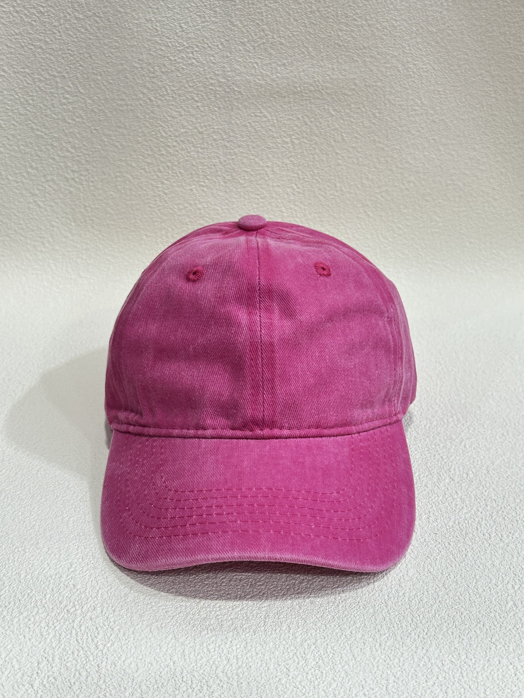 Grossiste LEXA PLUS - Casquette en coton délavé