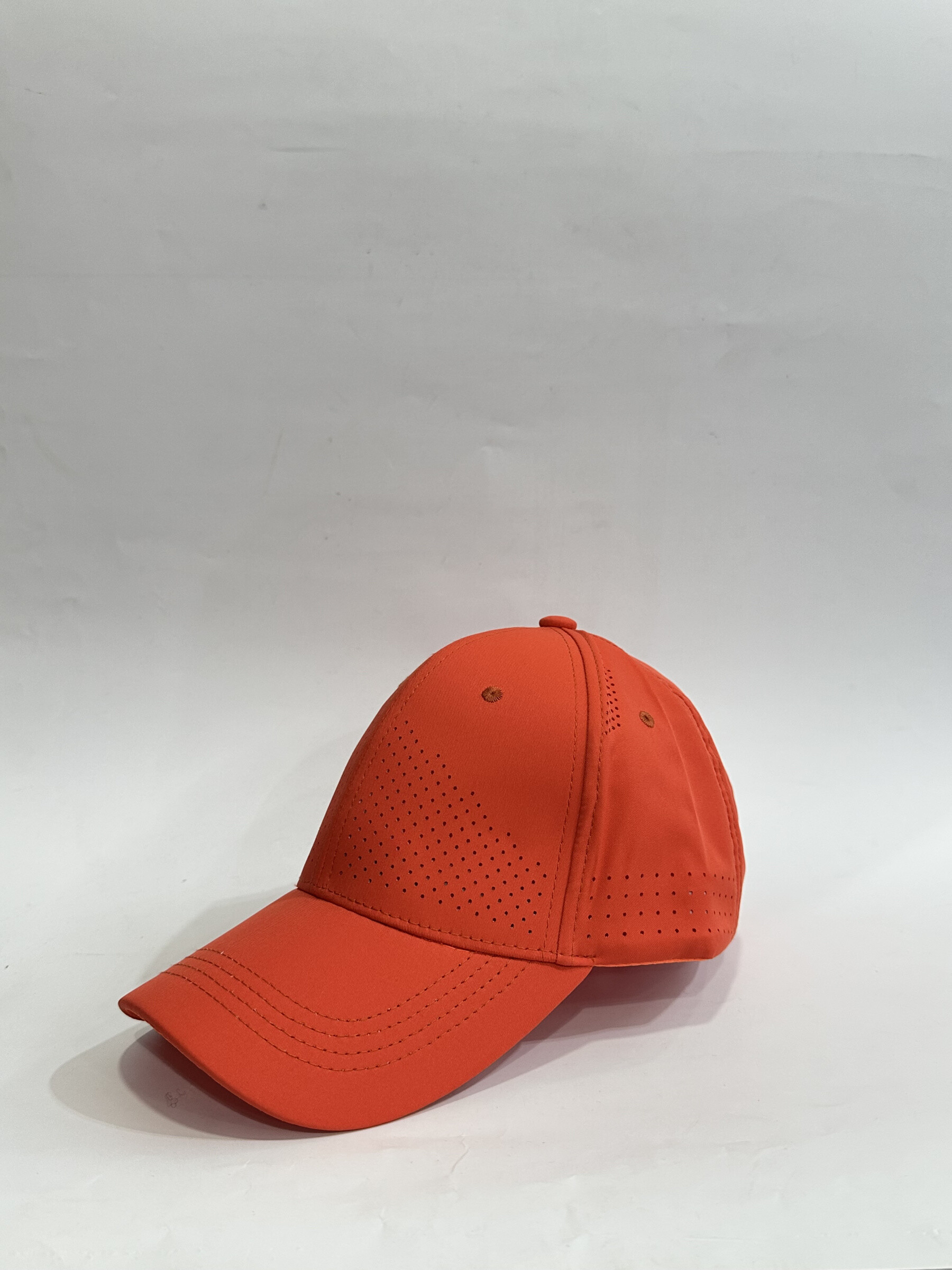 Wholesaler LEXA PLUS - Cap with hole