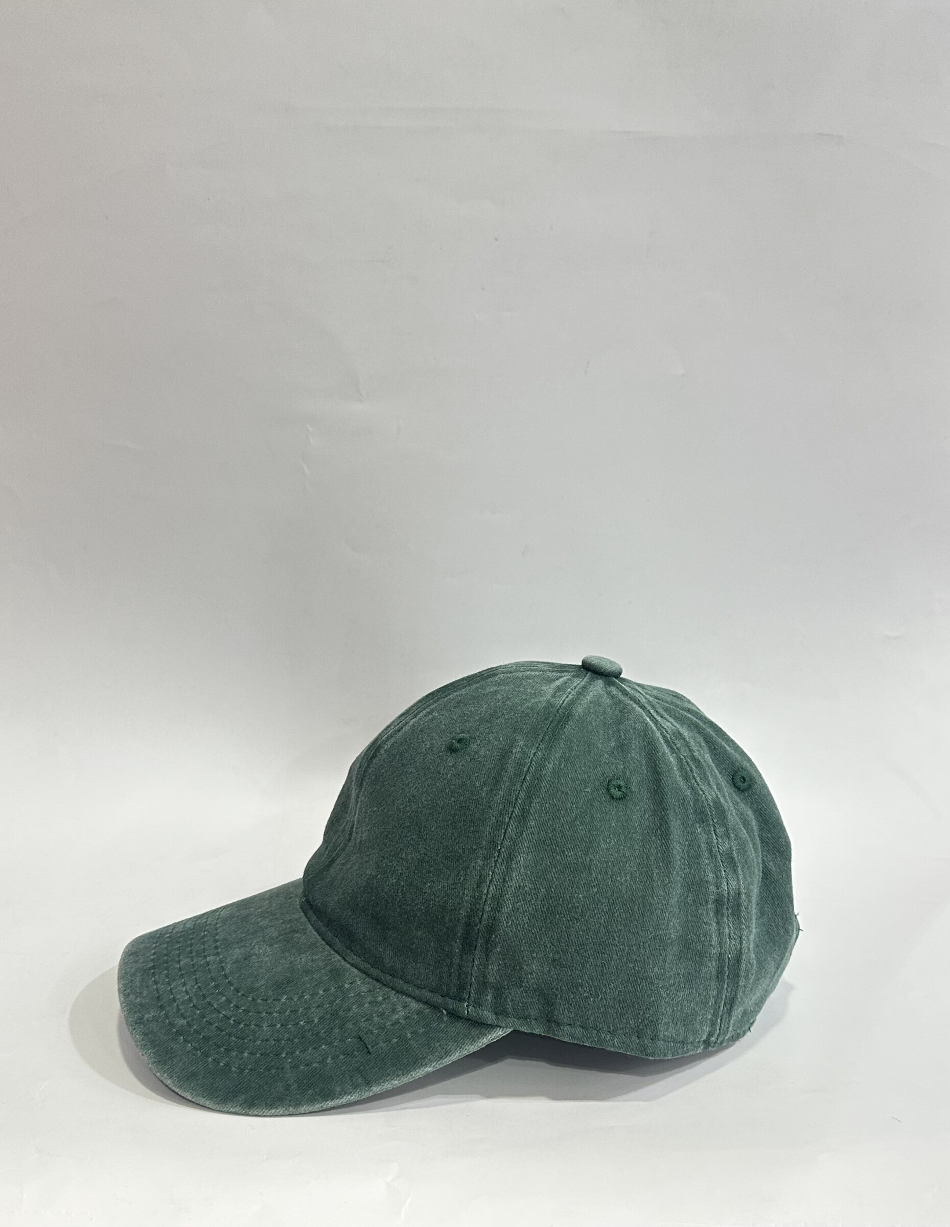 Wholesaler LEXA PLUS - United faded cotton cap