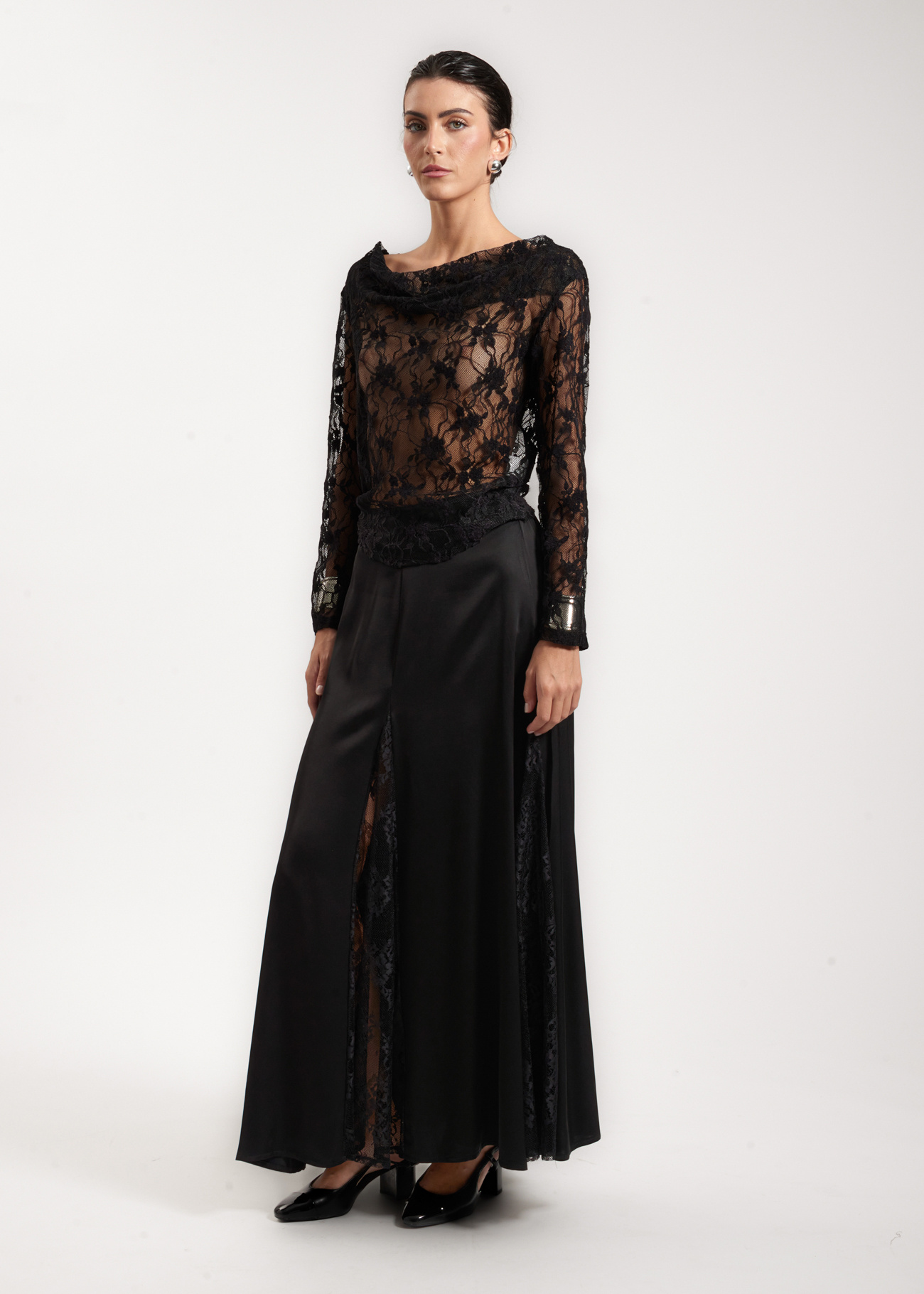 Grossista LI.FE STYLE - Maxi gonna elegante satinato pizzo