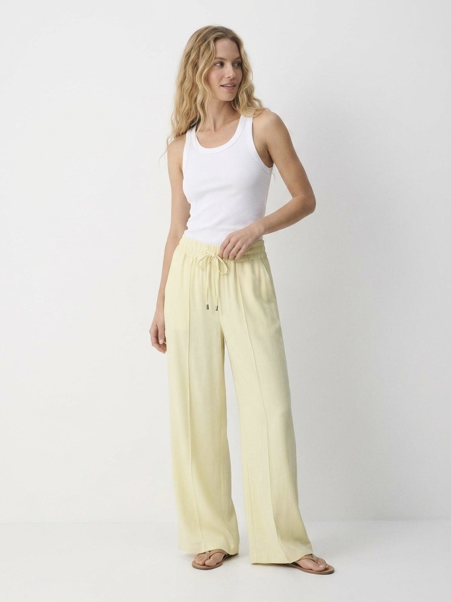 Großhändler LI.FE STYLE - Palazzo-Hose Effortless Chic Leinen-Effekt Viskose mit Kordelzug