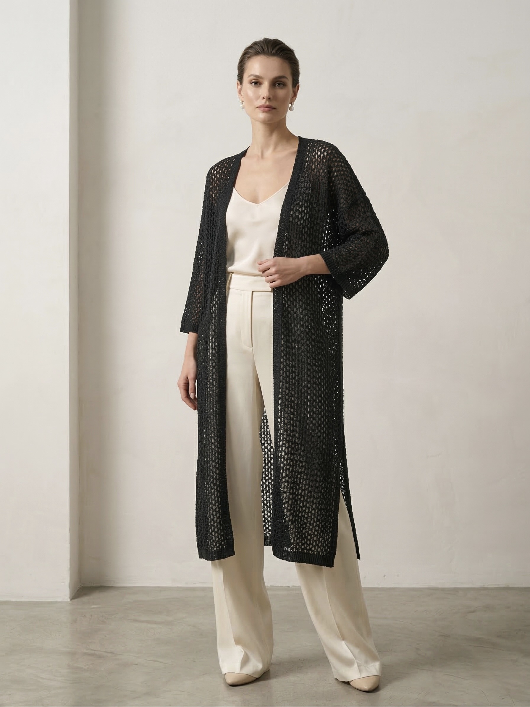 Großhändler LI.FE STYLE - Eleganter langer goldener Strick-Cardigan mit einer Mischung aus Viskose und Lurex