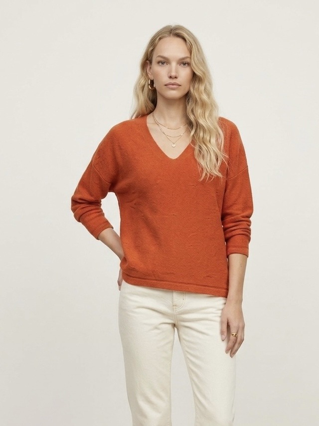 Wholesaler LI.FE STYLE - V-neck sweater