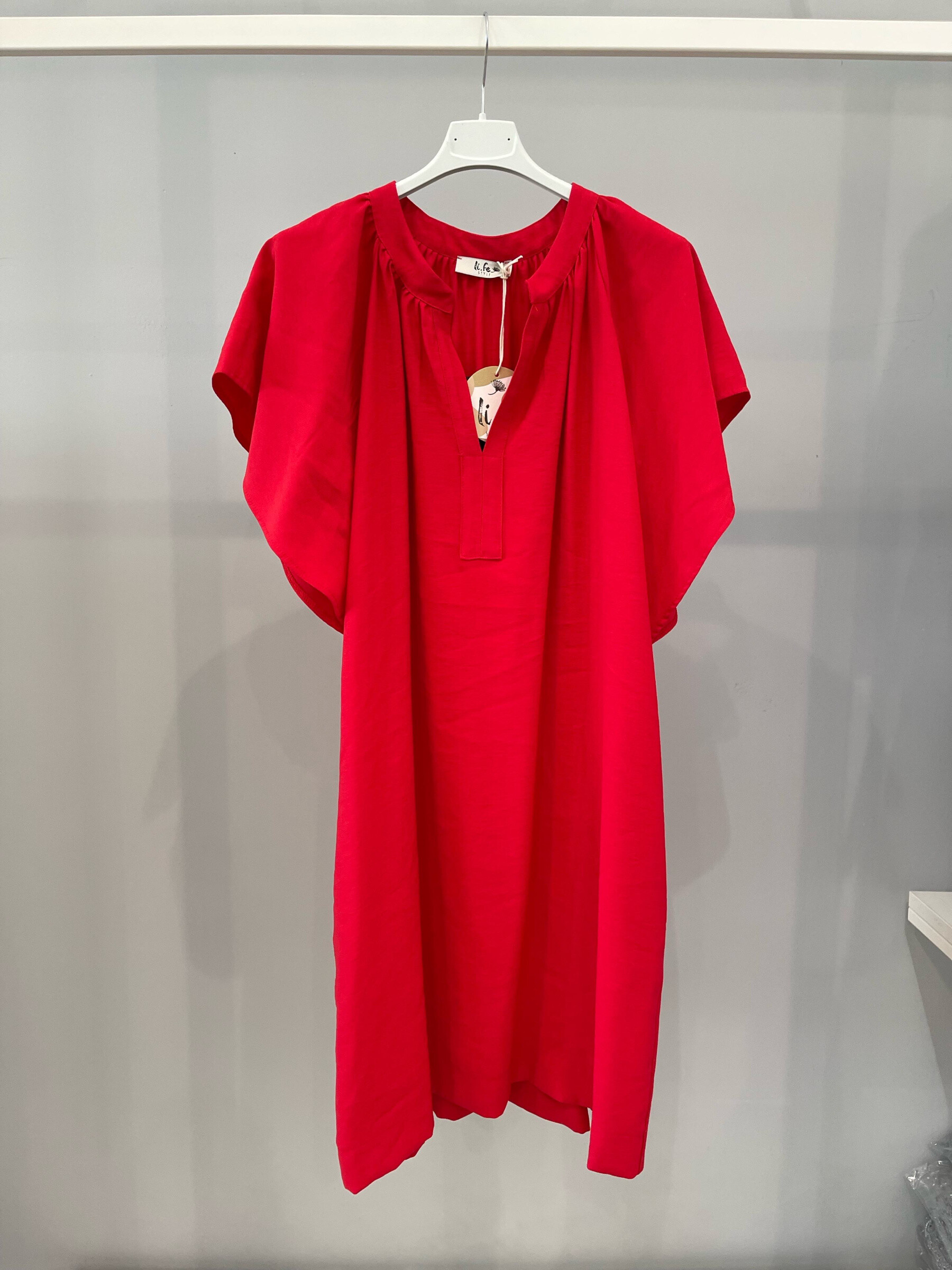 Großhändler LI.FE STYLE - Großes Kleid mit kurzem Ärmel, koreanischer Ausschnitt
