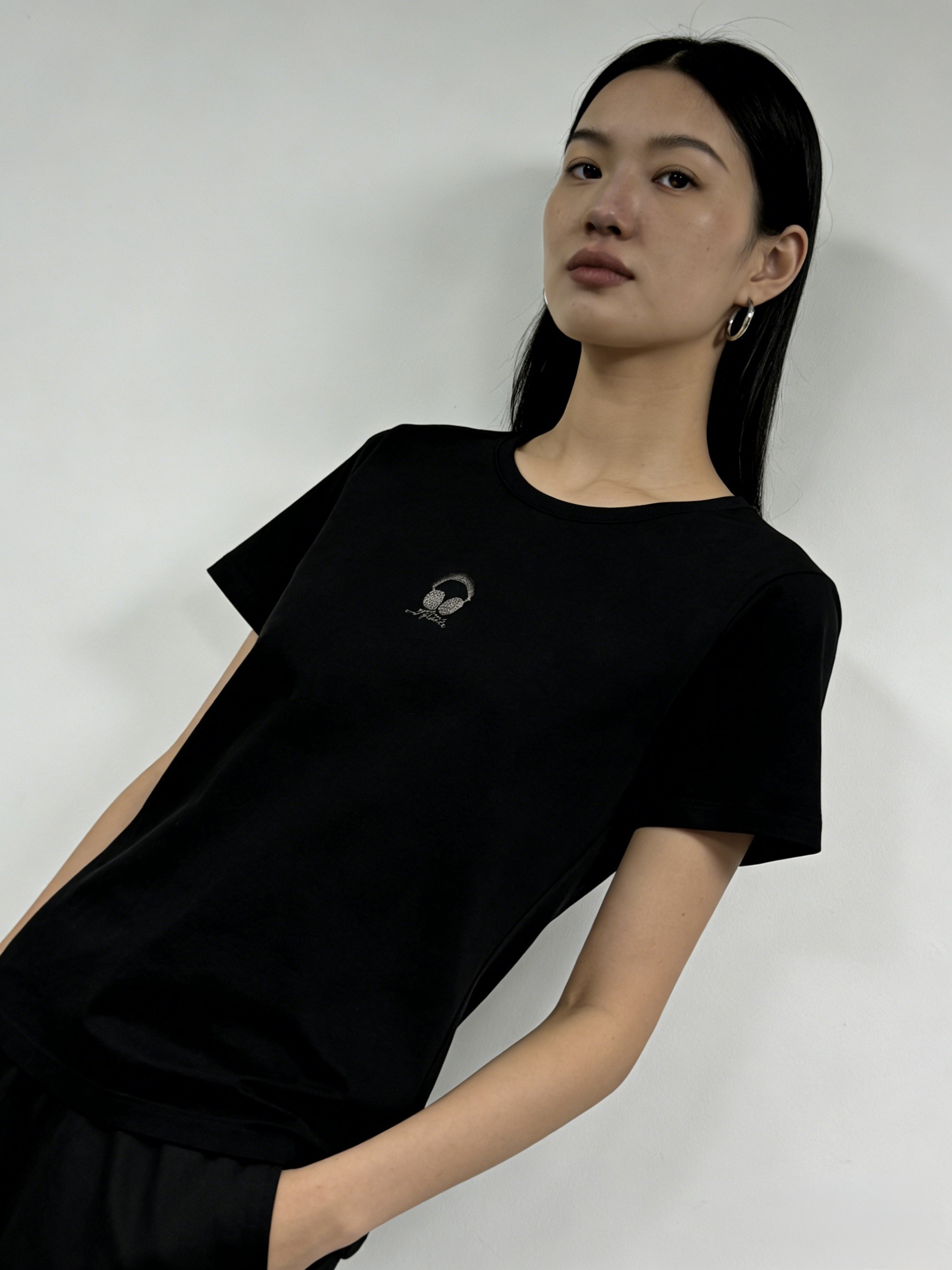 Wholesaler LI.FE STYLE - Round neck cotton T-SHIRT Rhinestone headphones