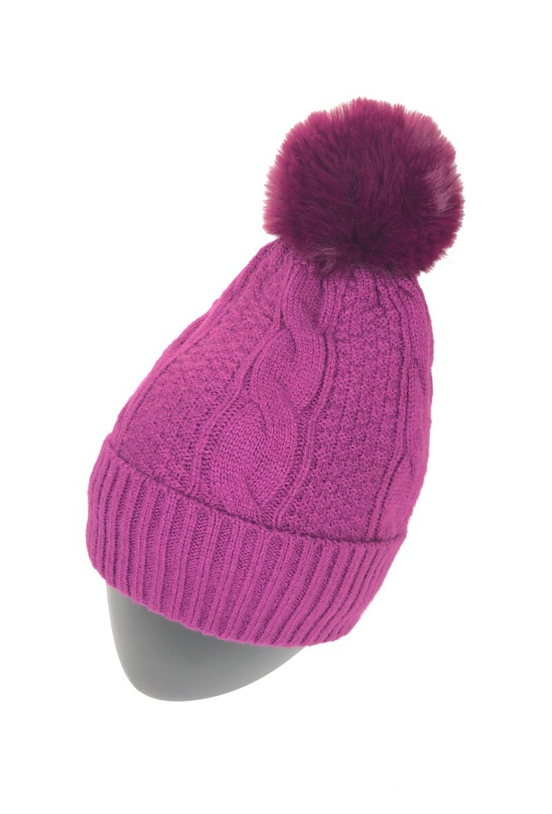 Wholesaler Lidy's - Cable knit beanie with cuff and pompom